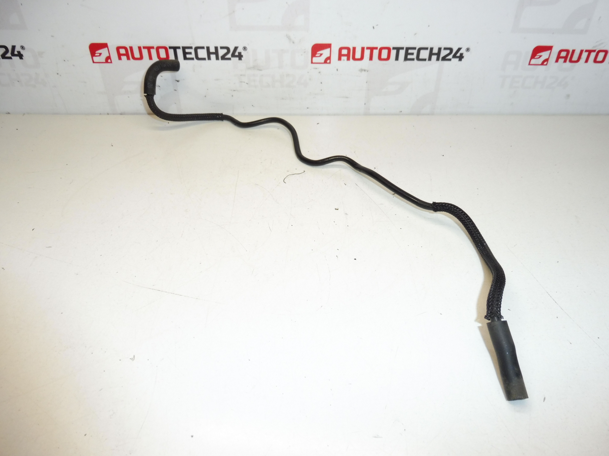 Podtlakové potrubie Citroën Peugeot 2.2 HDI 1622AG