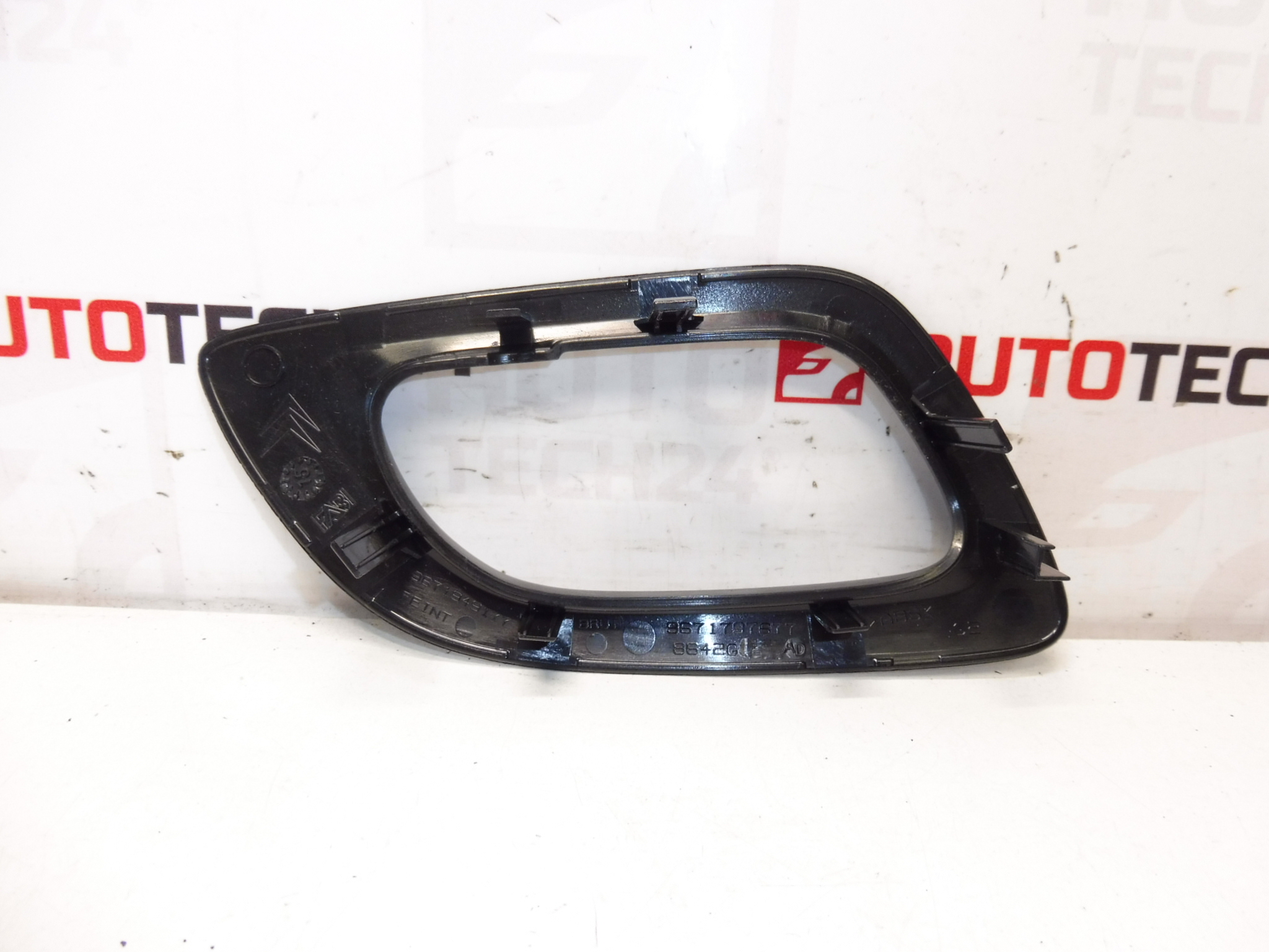 Kryt vnútornej ľavej kľučky Citroën C4 DS4 9671797677 9671949177 9119JZ