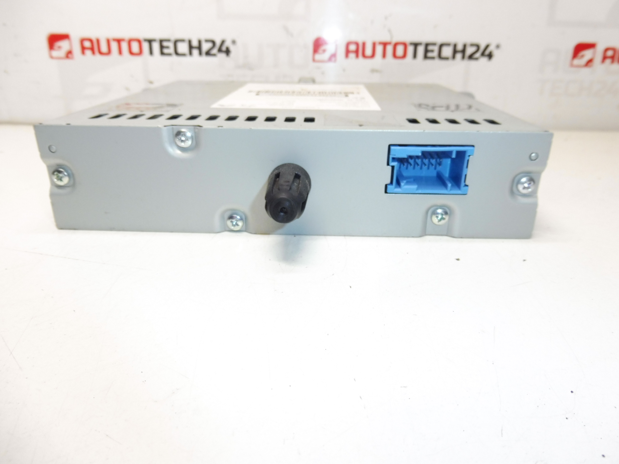 Čítačka CD CLARION PU-3916B Citroën C4 B7 DS4 Peugeot 308 T9 9805593680