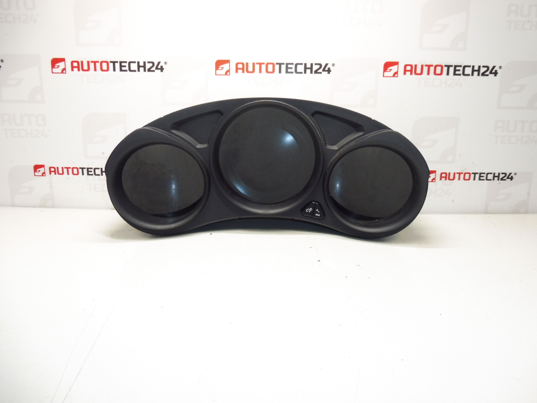 Tachometer najazdených 94000 km Citroen C4 B7 9812832380 A2C97398300