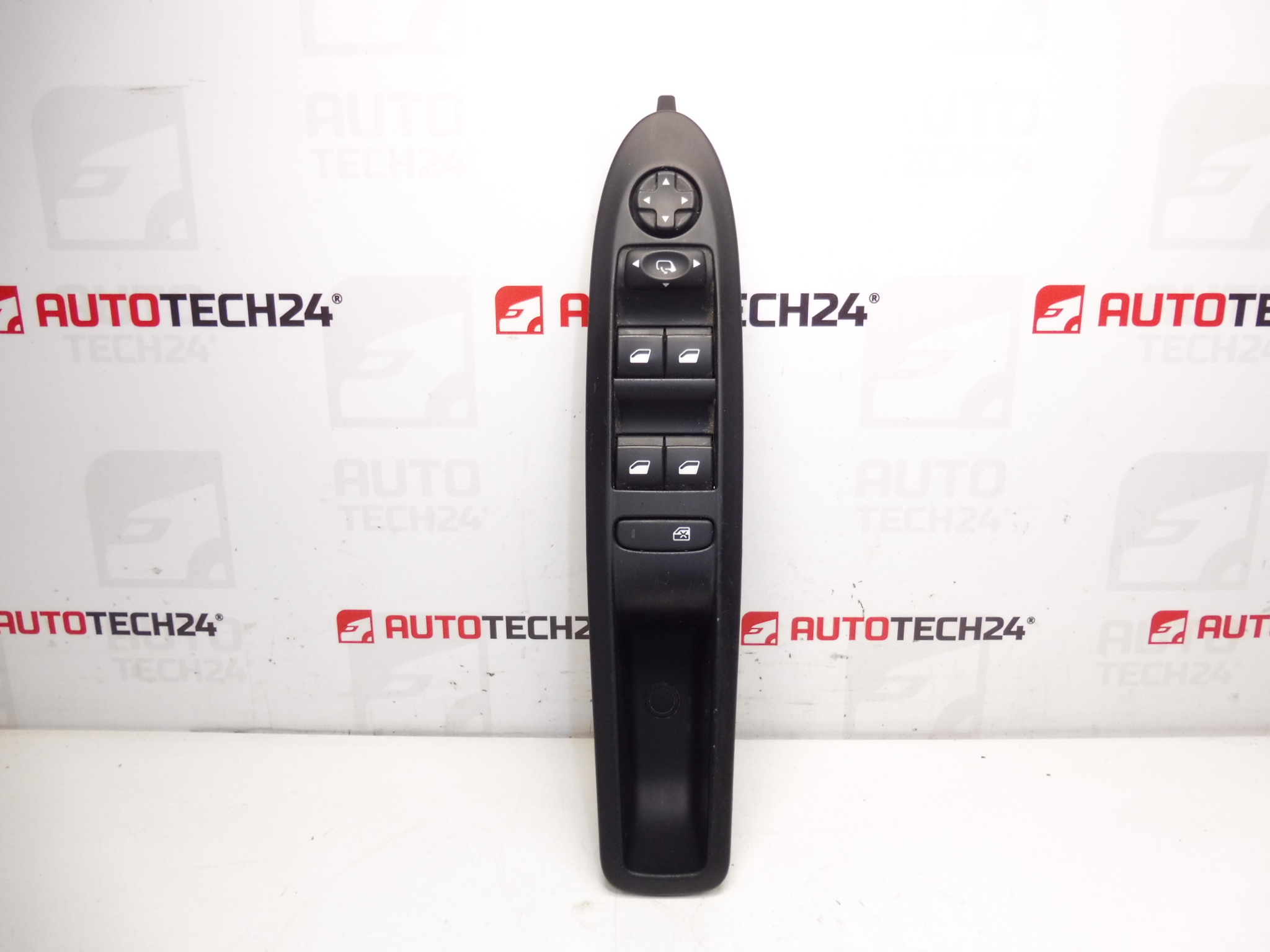 Ovládač okien Citroën C4 II, DS4 96657050ZD 6490JT