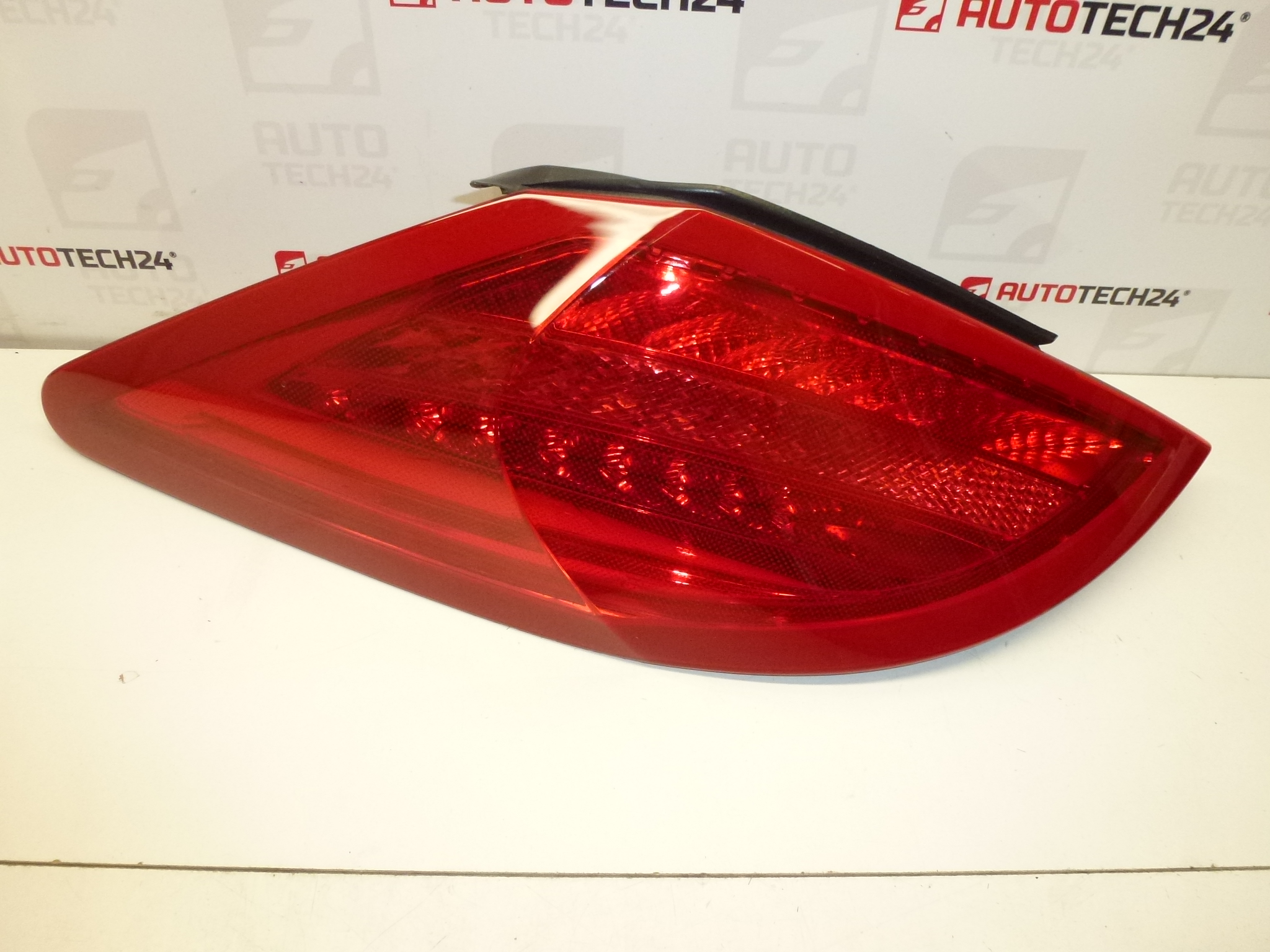 Zadná ľavá lampa Peugeot 308 CC 6350GG