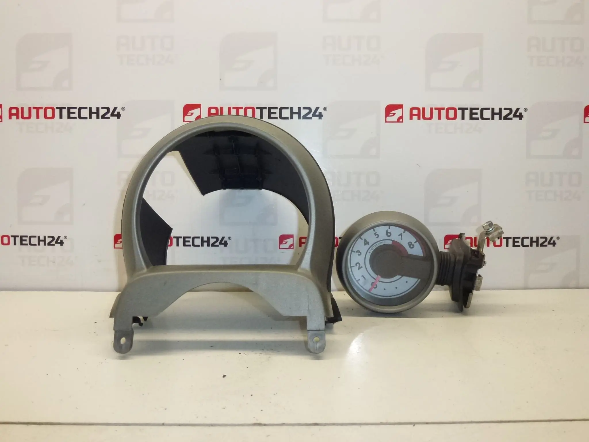 Otáčkomer Citroën C1 Peugeot 107 83270-0H010 6106SK