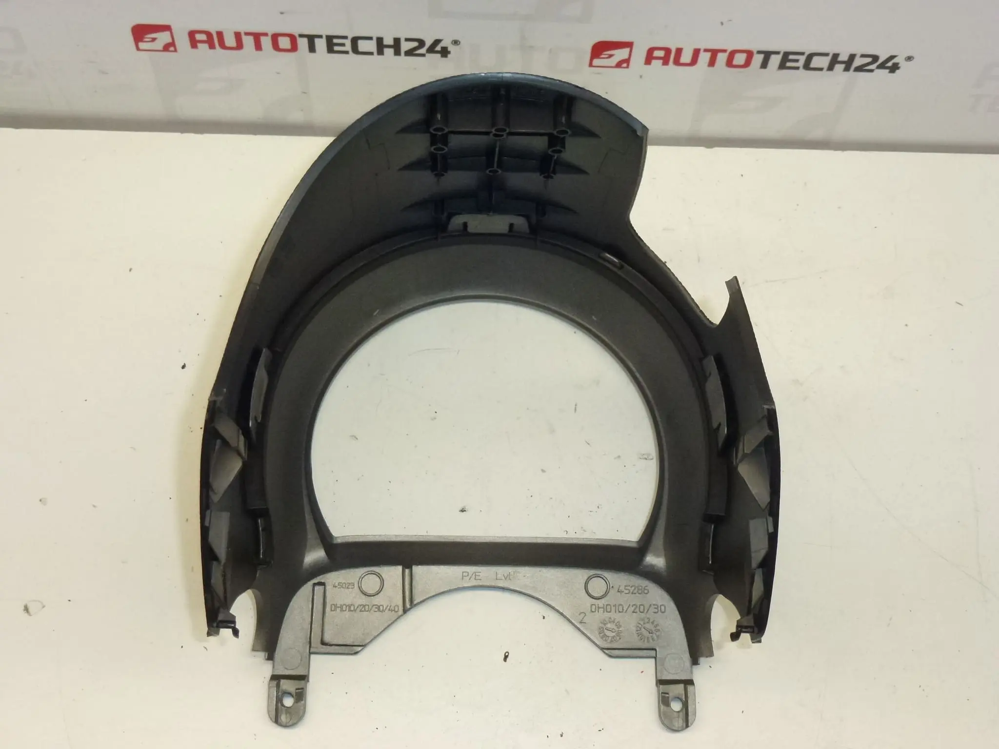 Otáčkomer Citroën C1 Peugeot 107 83270-0H010 6106SK