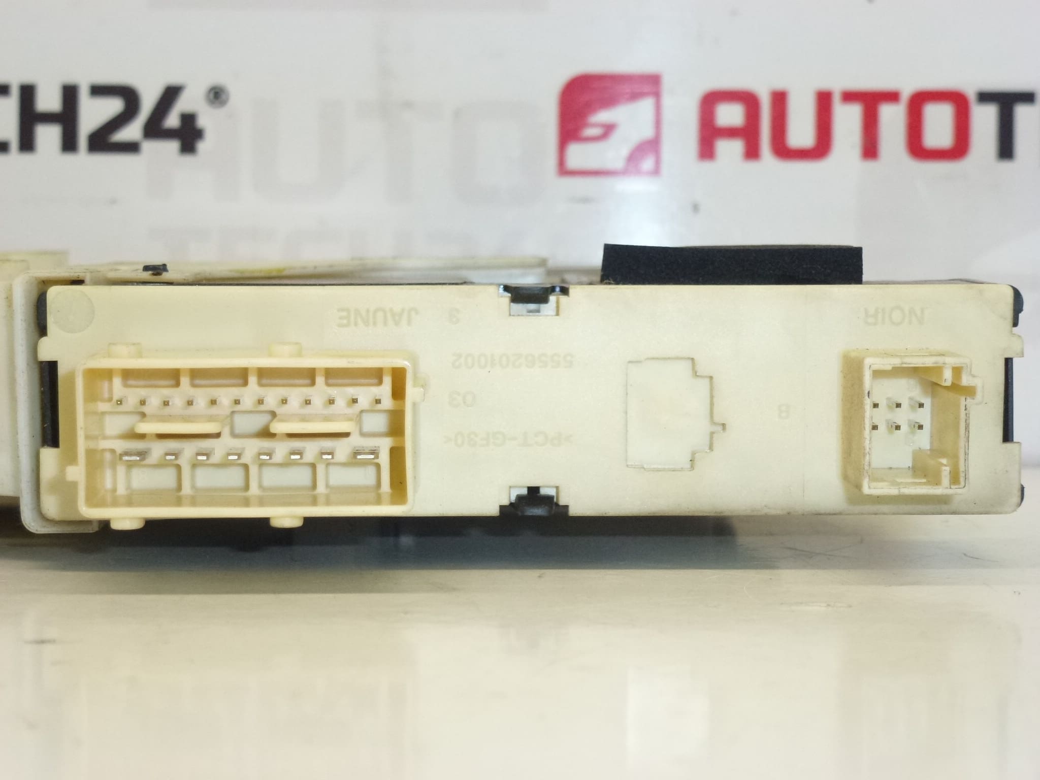 Motor sťahovania ľavého okna Citroën C4 9647442280 9221AW