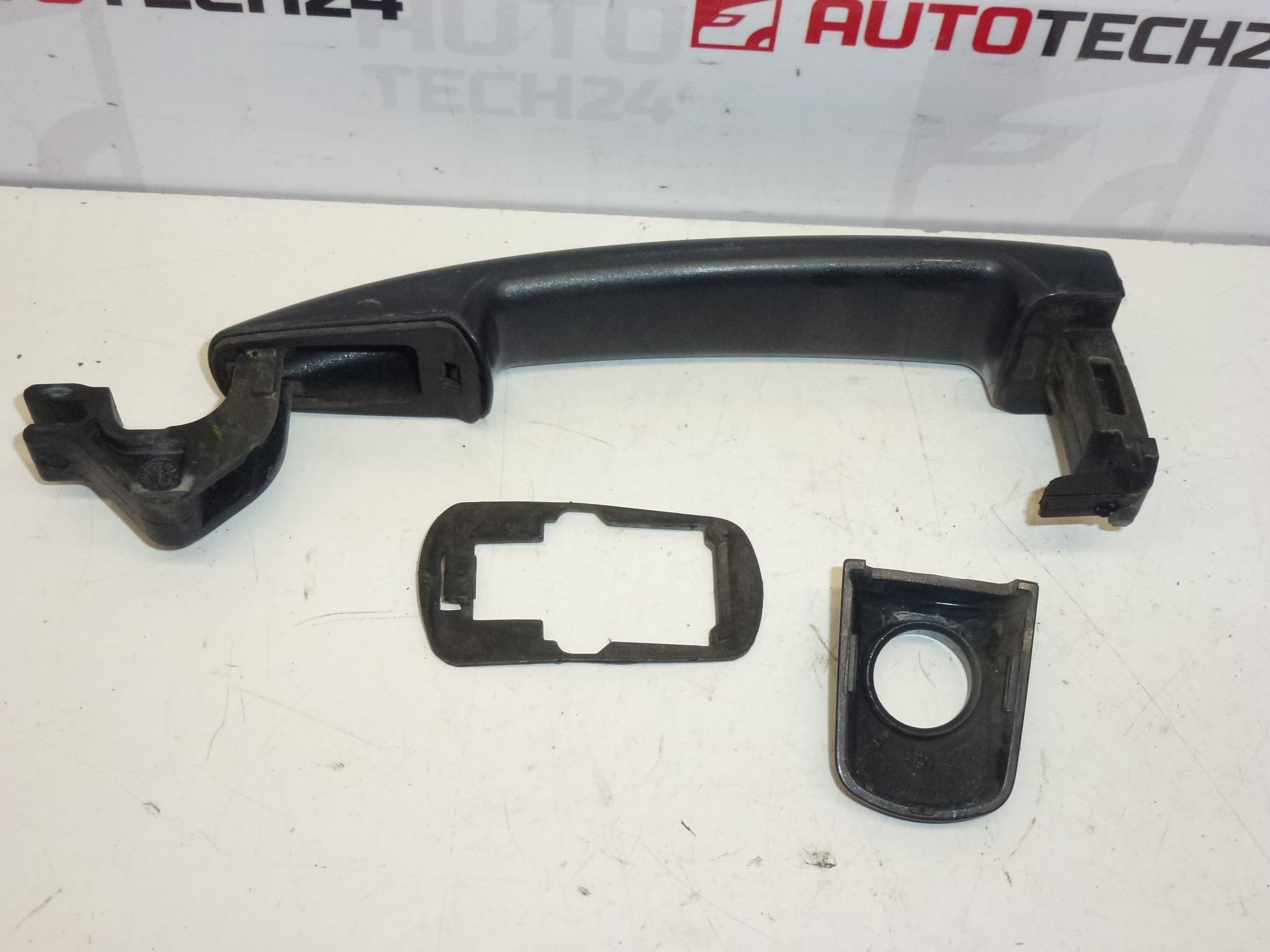 Kľučka dverí vodič Citroën Peugeot EYPC 9101EP