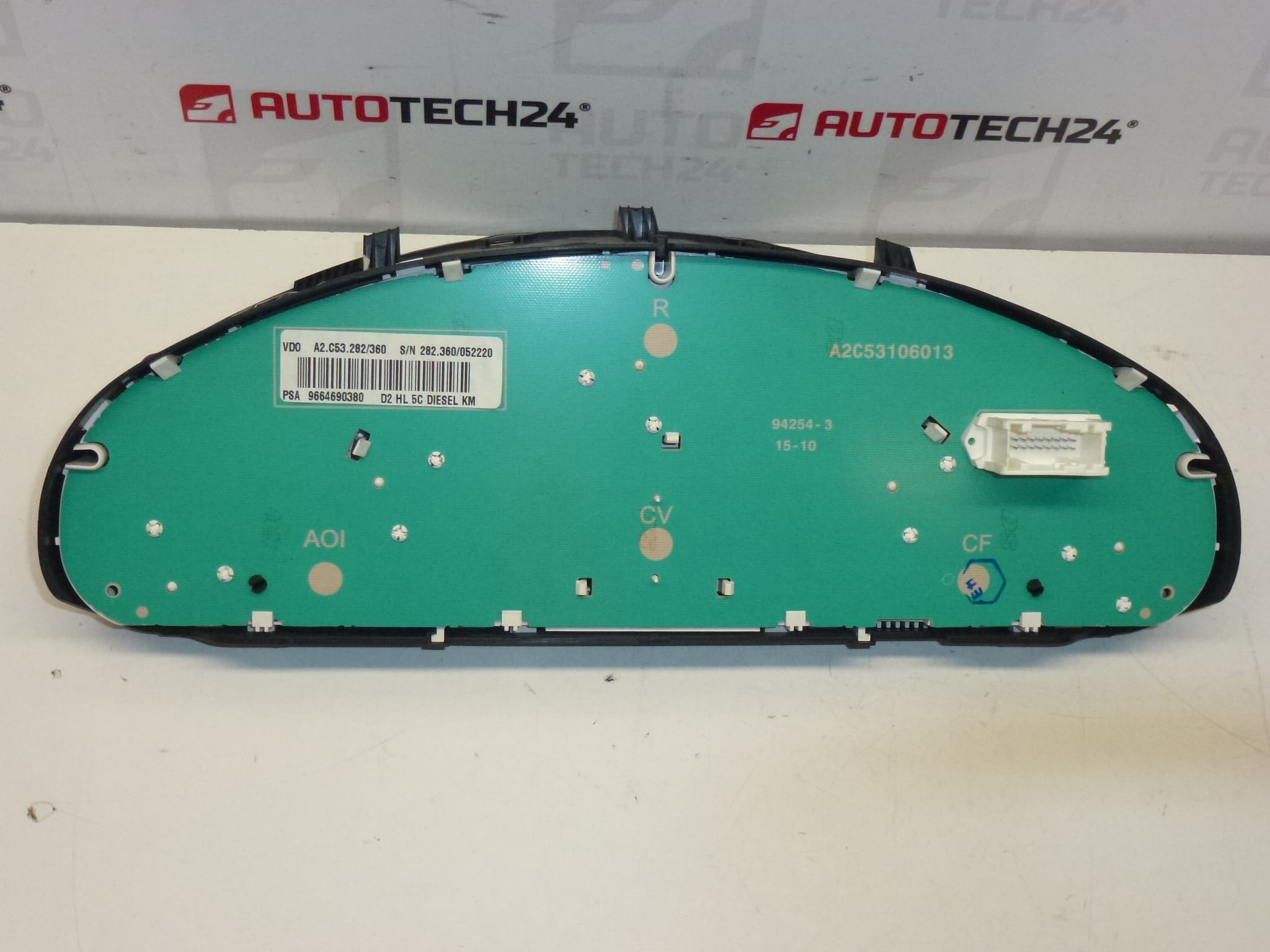 Tachometer Peugeot 407 najazdených 203000 km 9664690380 610395