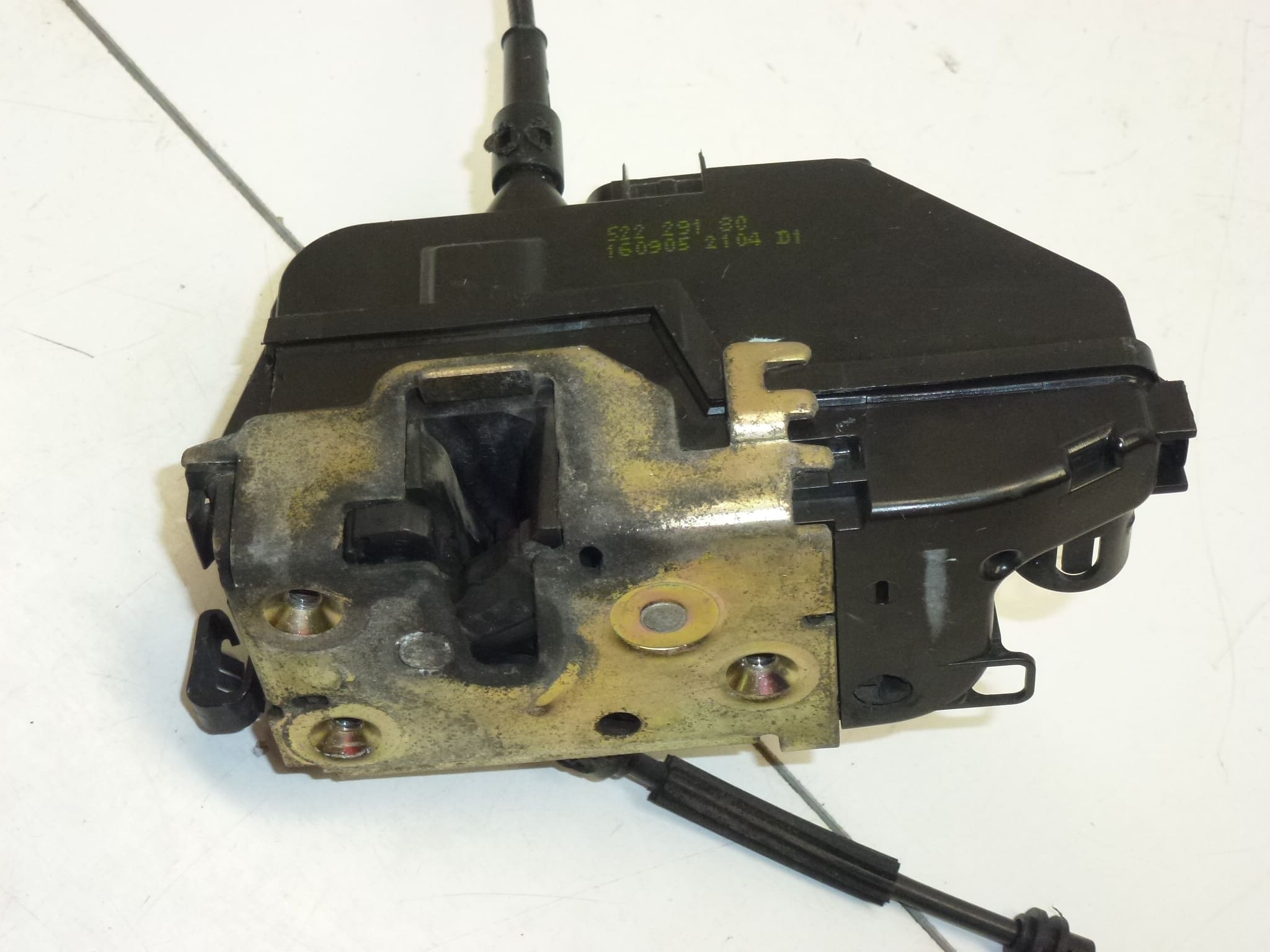 Zámok pravých dverí Peugeot 307CC 52229180 9136Q2