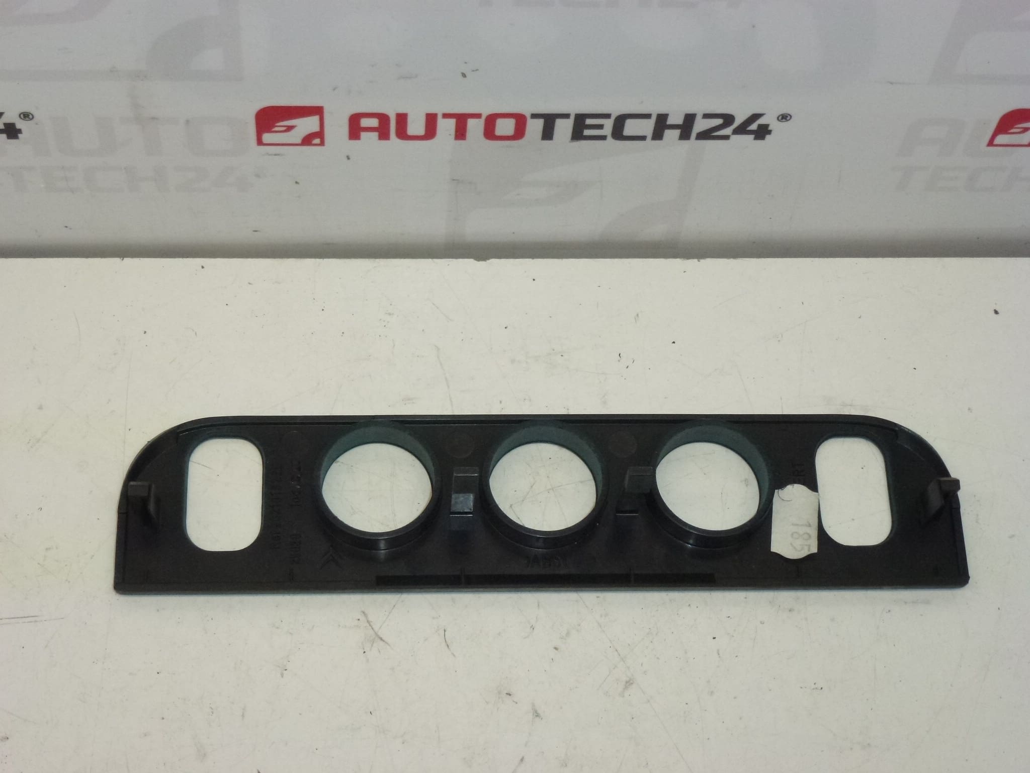 Kryt palubnej dosky Citroën Berlingo I a Peugeot Partner I 96210132ZL 8212ER