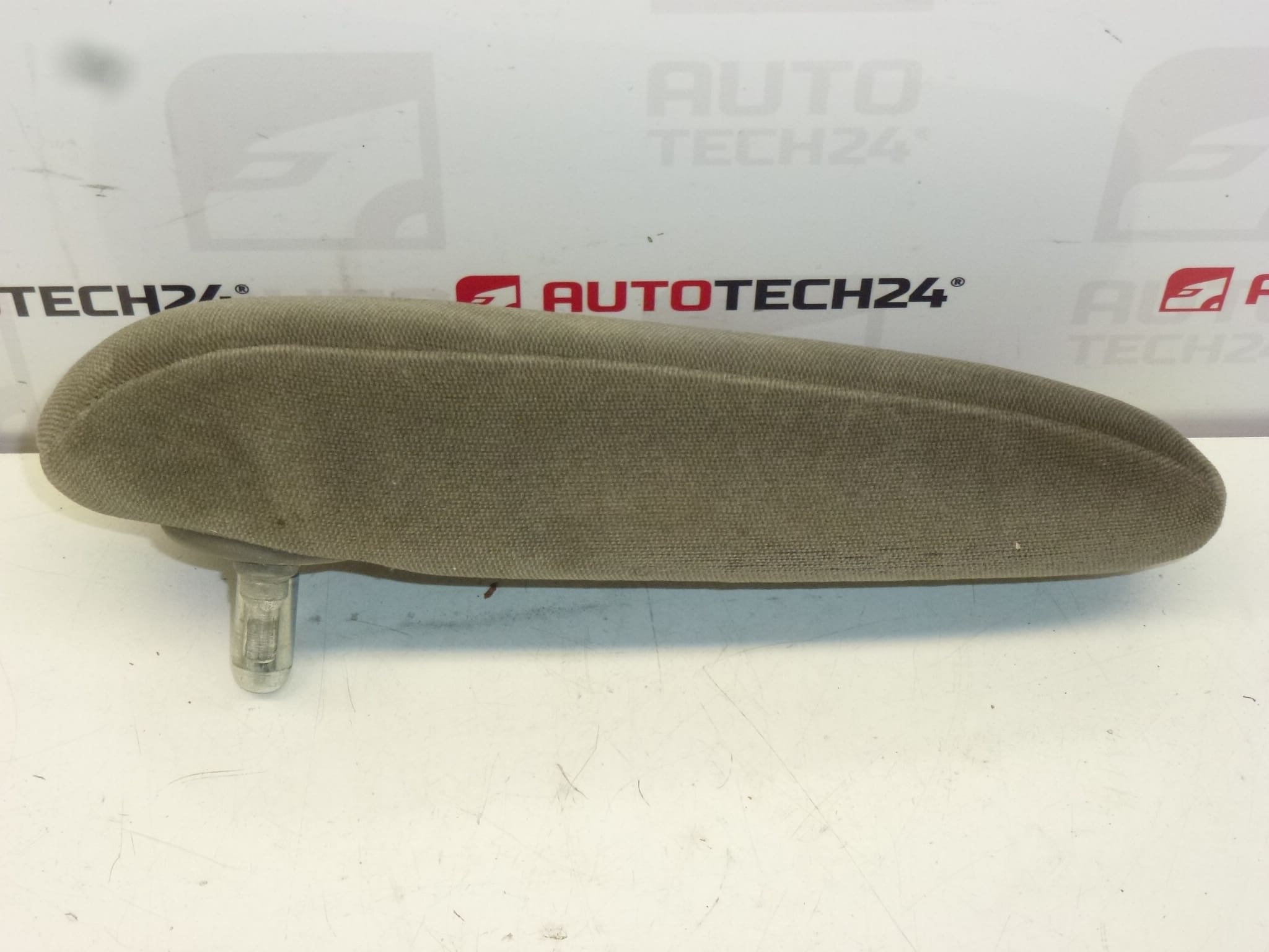 Pravá lakťová opierka Citroën Peugeot 8969TY