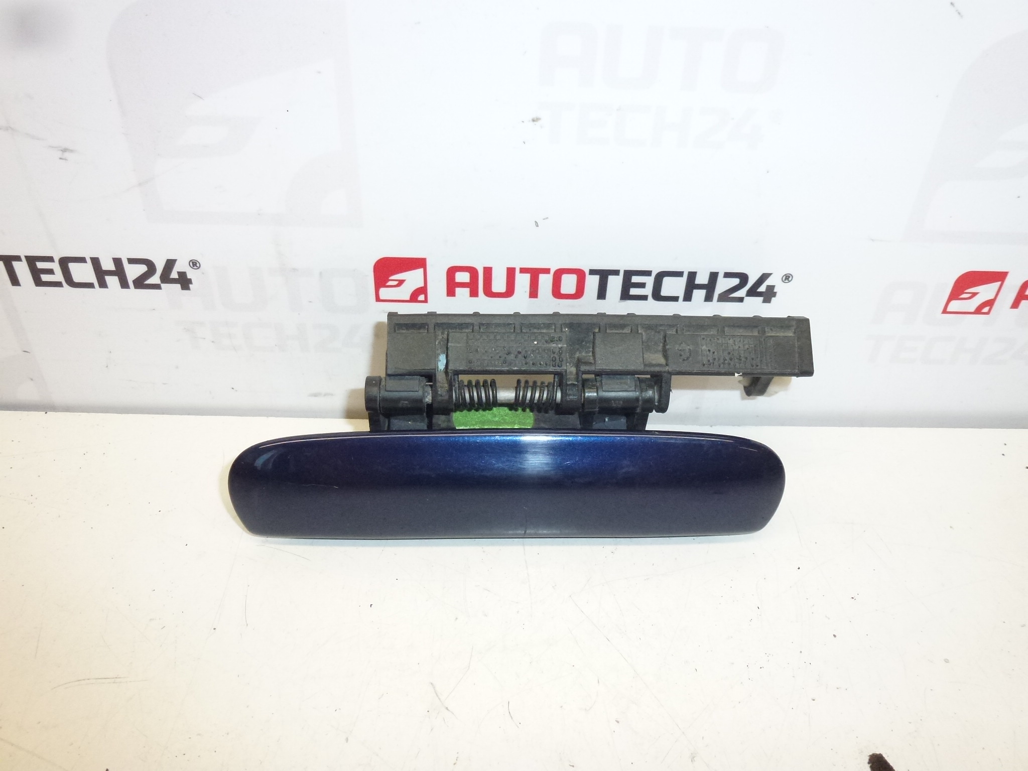 Kľučka ľavých dverí Citroën Xsara Picasso modrá 9101R8