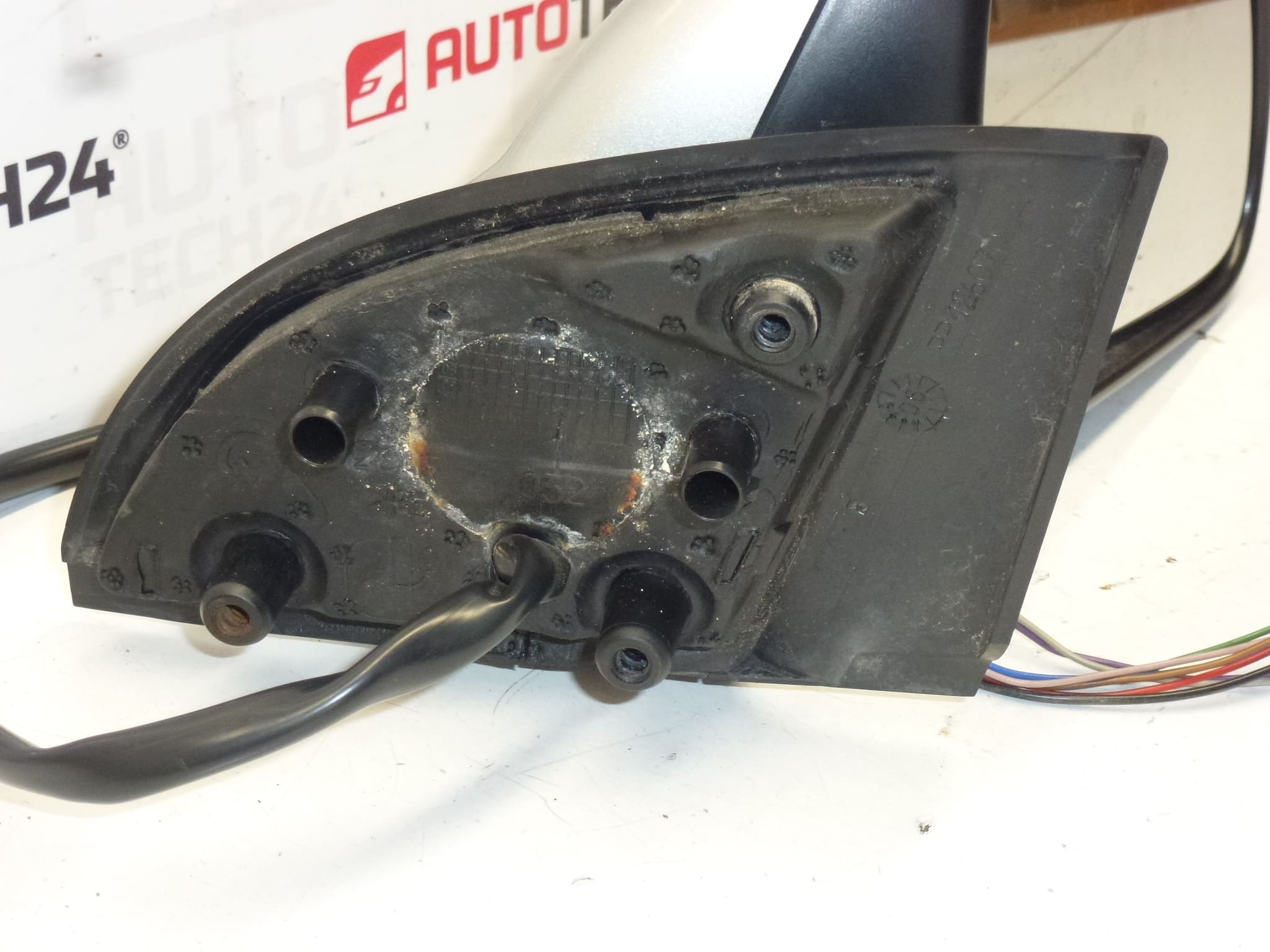 Pravé zrkadlo elektricky sklopné ETSC Peugeot 307 8149VT