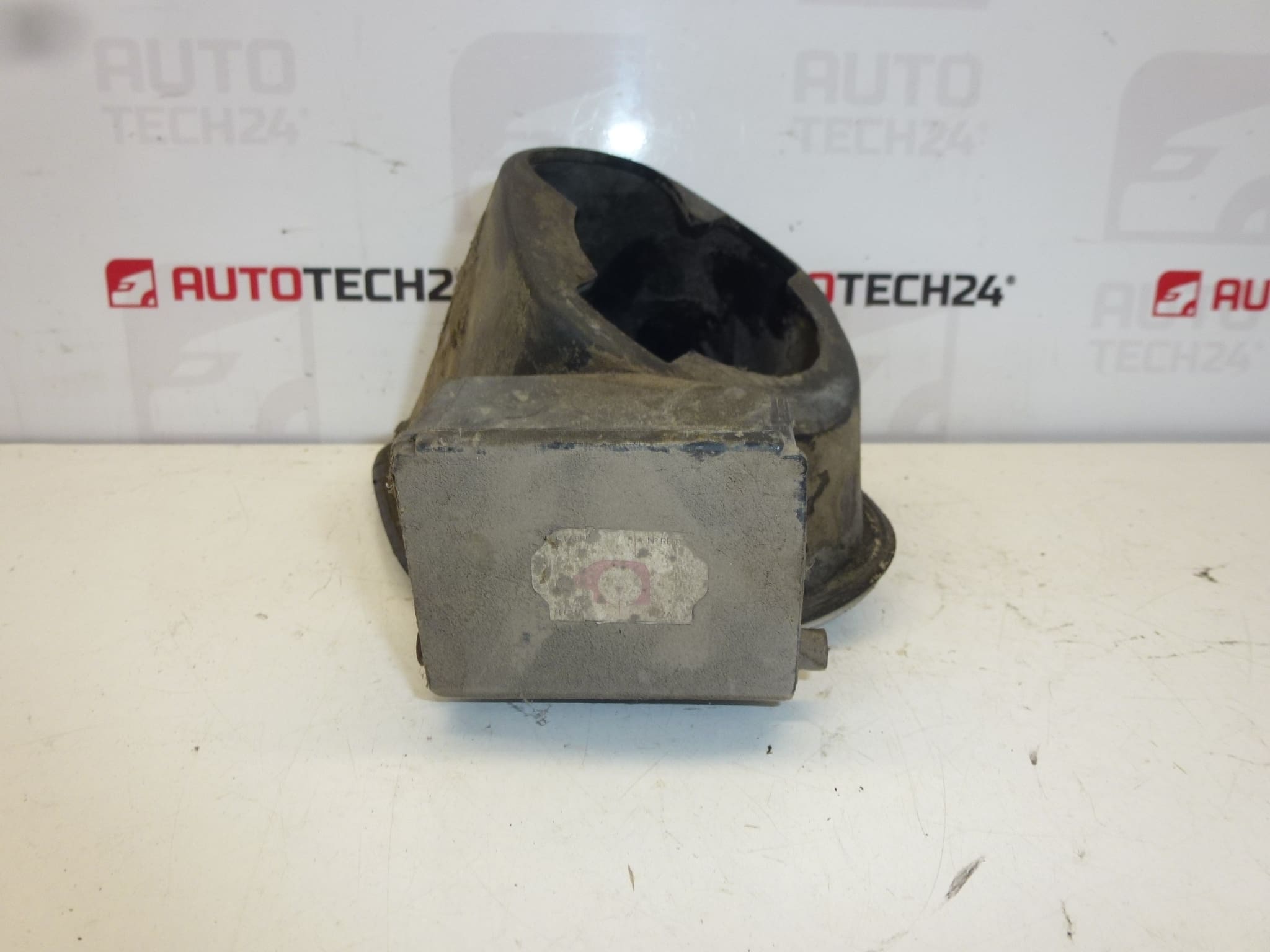 Viečko kryt nádrže Citroën Xsara EZRC 9622085880 151855 151773