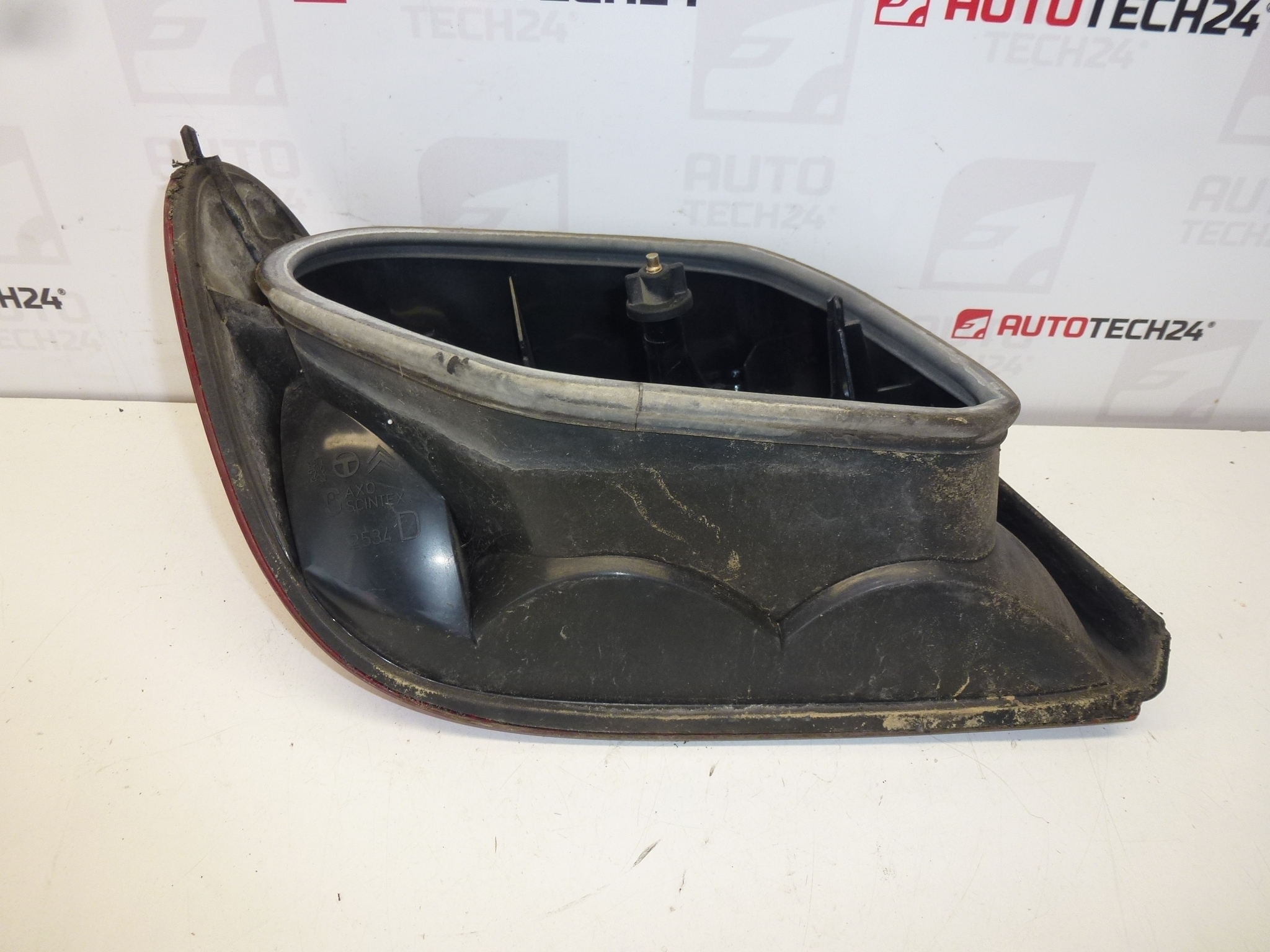 Pravá zadná lampa svetlo Citroën Xsara 6351P0