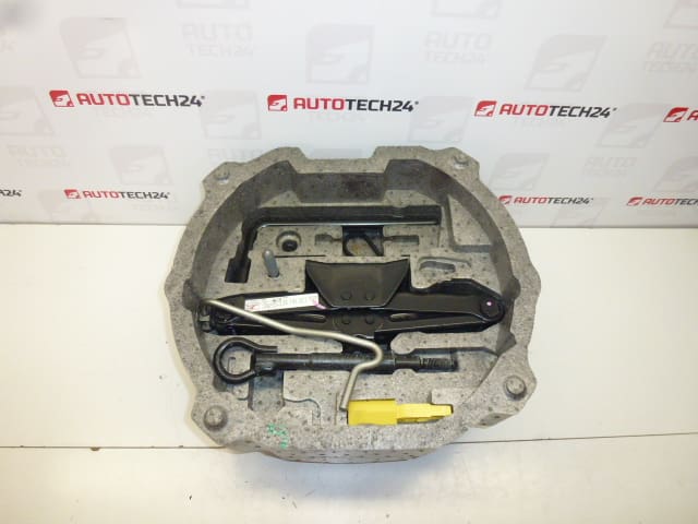 Náradie hever, kľúč na kolesá, ťažné oko Citroën C5 X7