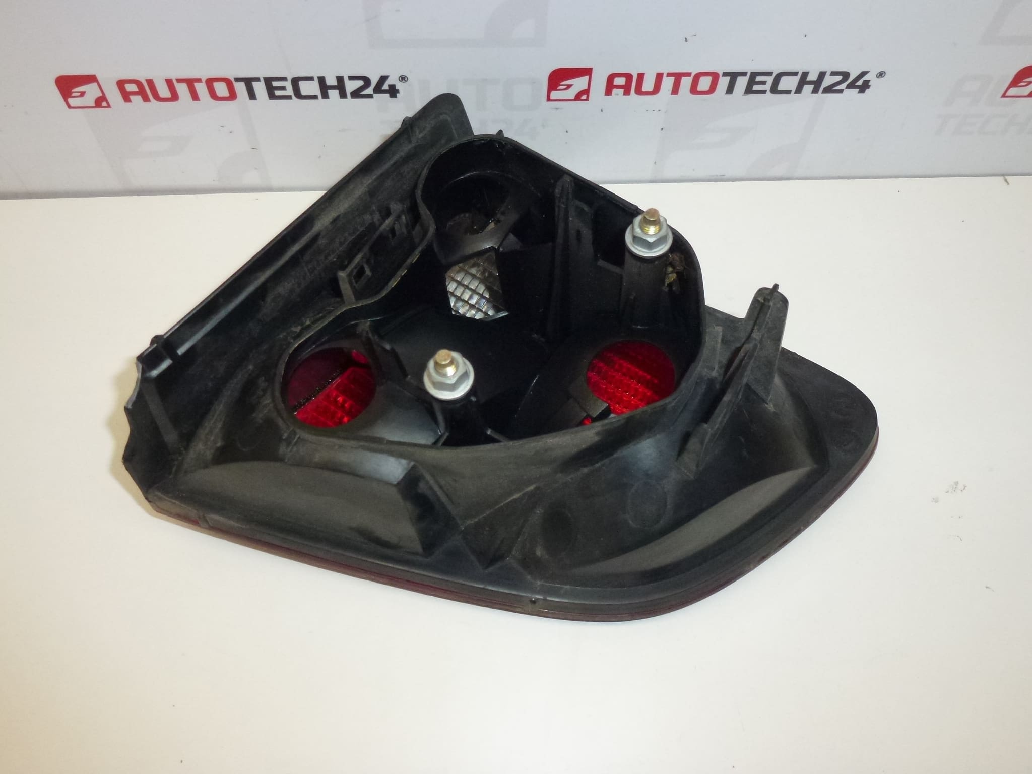 Ľavá zadná vnútorná lampa Peugeot 406 COMBI 6350H6