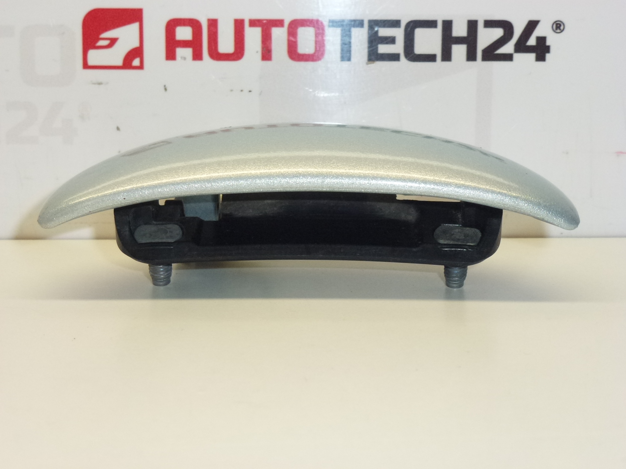 Kľučka pravých predných dverí Citroën C1 Peugeot 107 striebornomodrá 9101AH