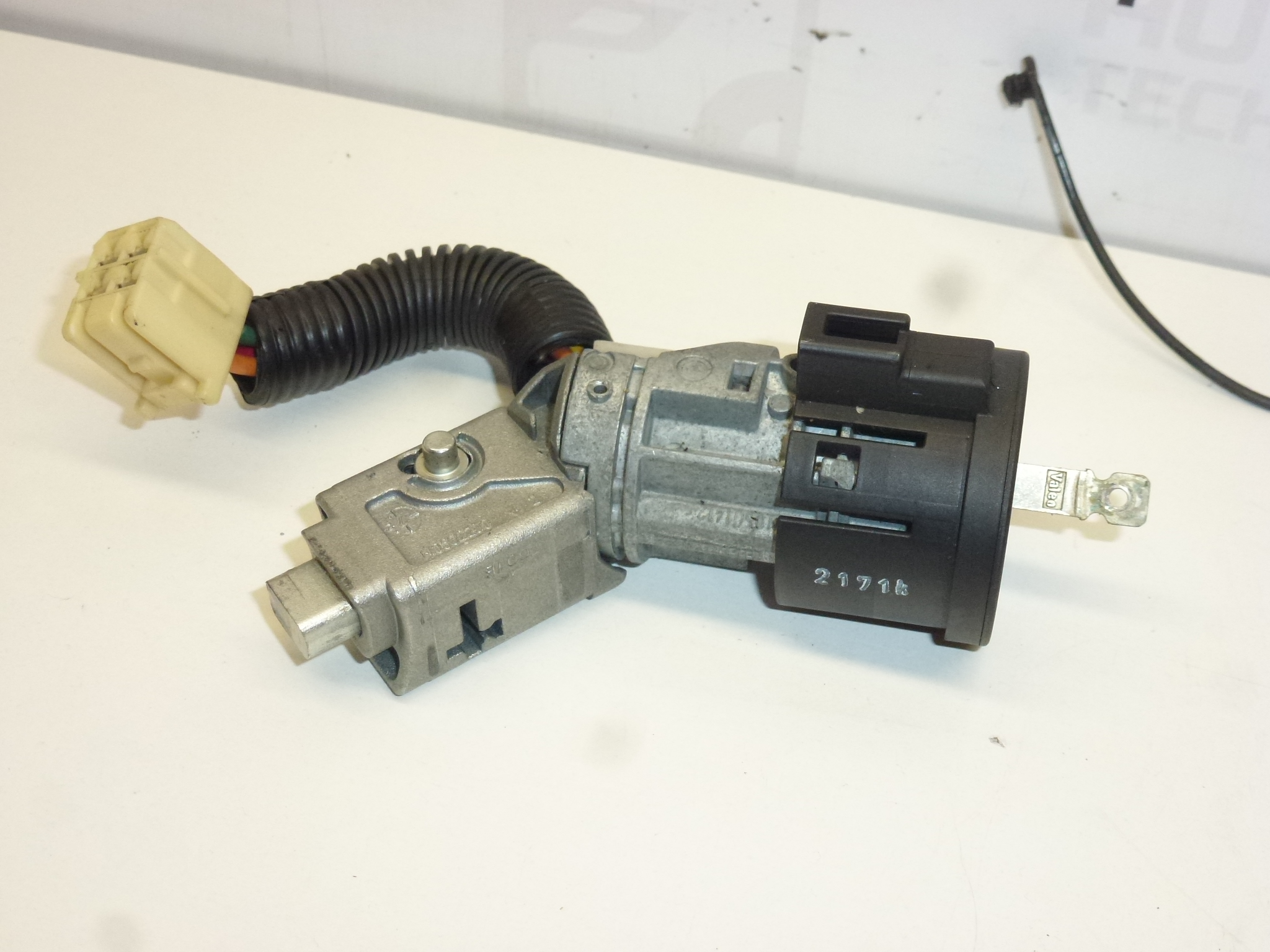 Súprava zámkov a jedna planžeta Citroën C1 Peugeot 107 4162FH 1608745780