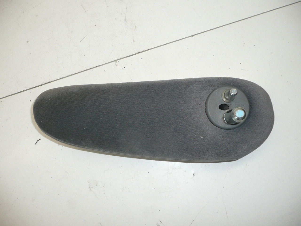 Ľavá lakťová opierka Citroën Peugeot 8830W9