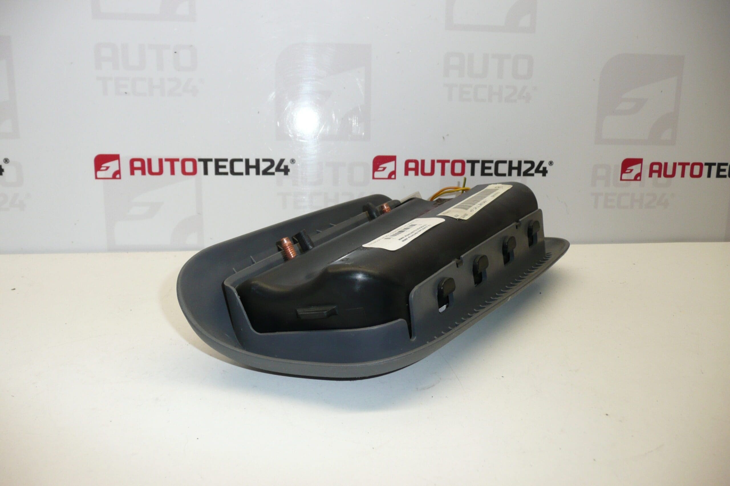 Airbag Pravý Citroën C1 Peugeot 107 73910YV010 8216FL – Obrázok 2