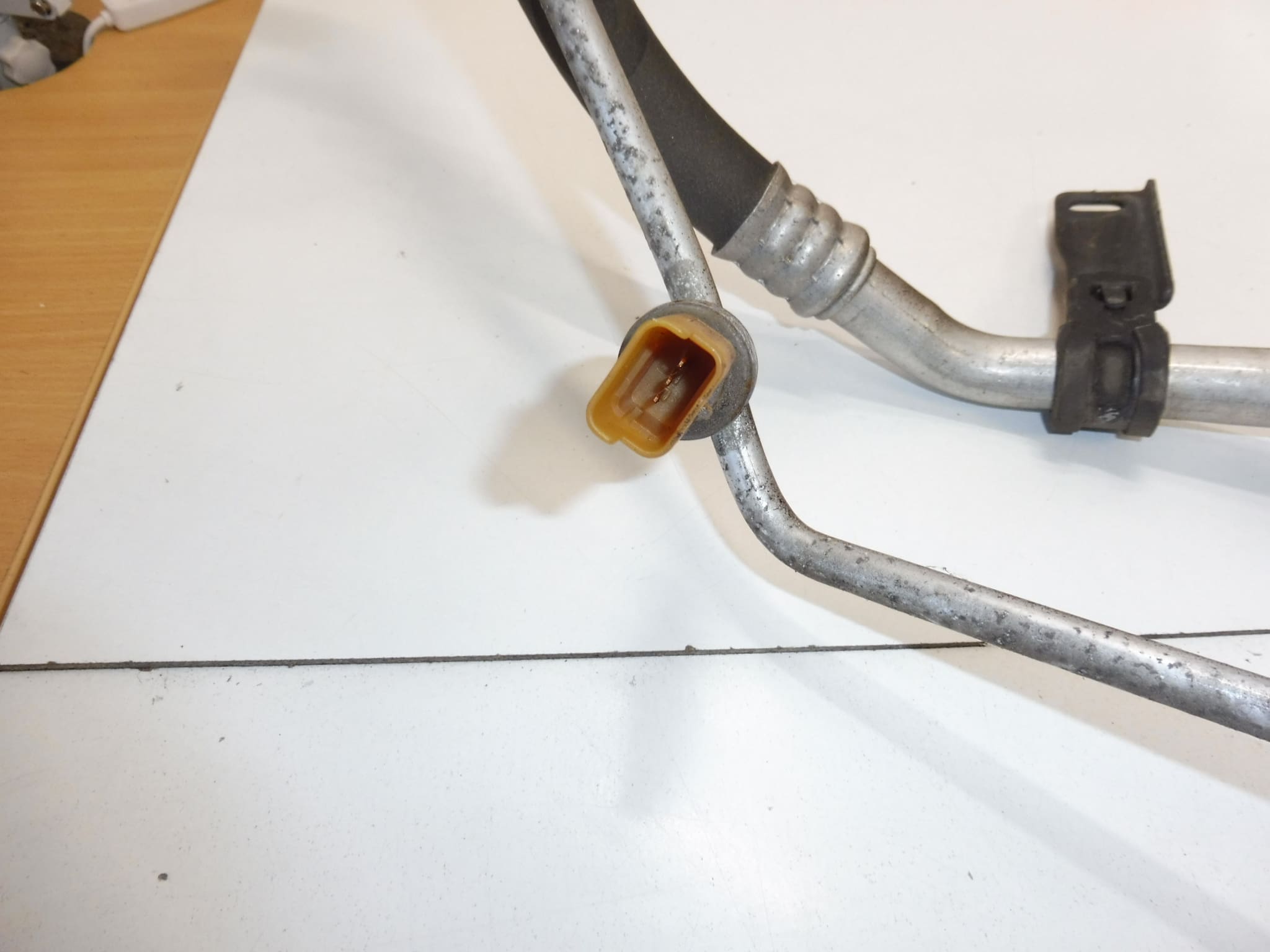 Klima trubka Citroën C-ELYSEE Peugeot 301 9674395180 – Obrázok 2