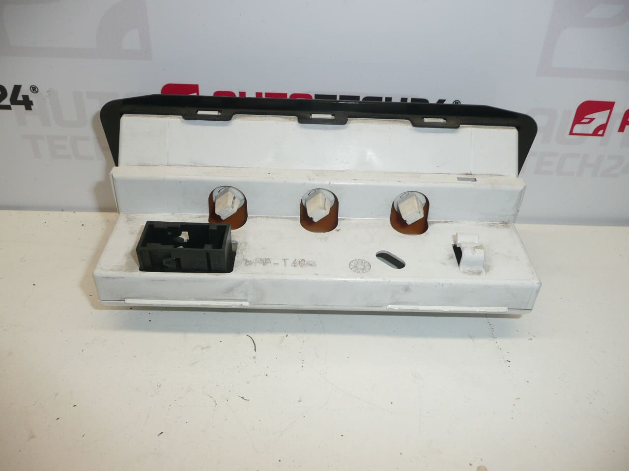 Displej Peugeot 206 96613334XT F00 – Obrázok 2