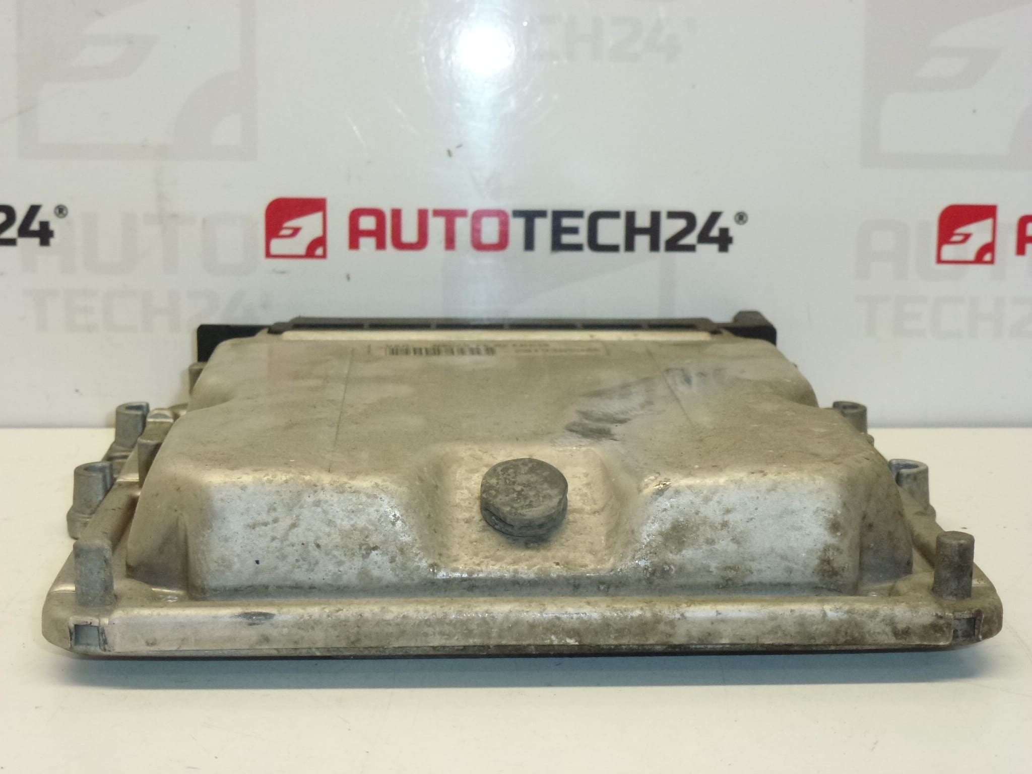 Riadiaca jednotka ECU Bosch EDC15C2 0281010249 9636256980 – Obrázok 2