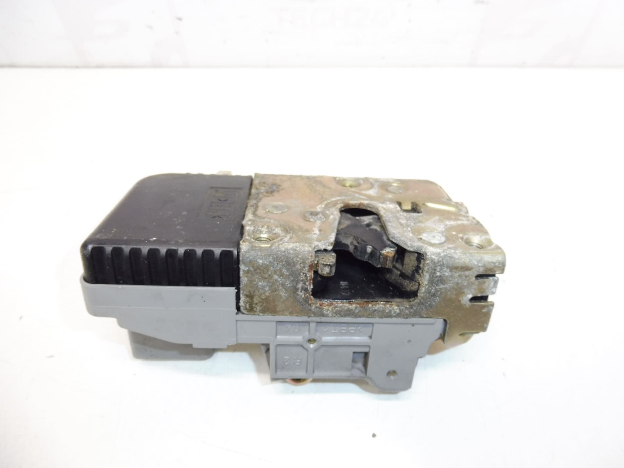 Elektrický zámok pravých predných dverí pre Citroën C5 I a II 9136J9 – Obrázok 2