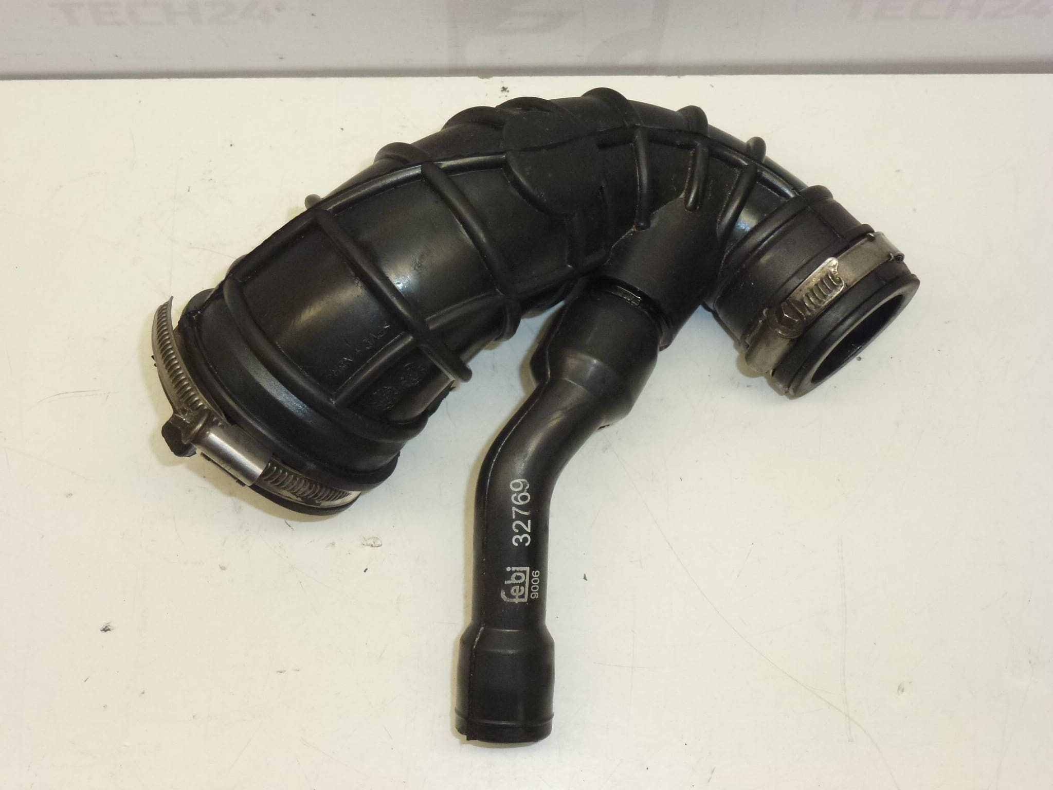 Hadica sania 1.4 HDI Citroën Peugeot 143413 1434F6 – Obrázok 2