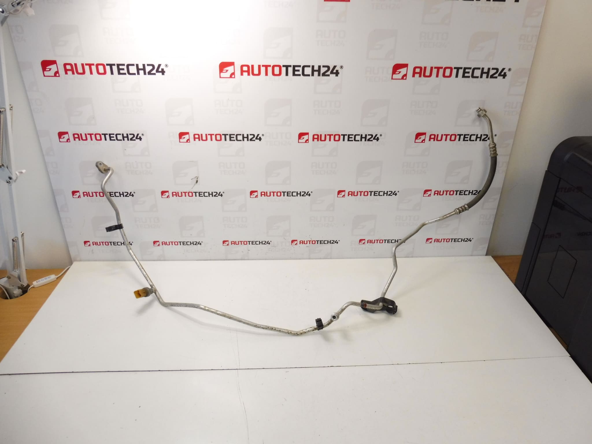 Klíma rúrka Citroën C-ELYSEE Peugeot 301 9676996380