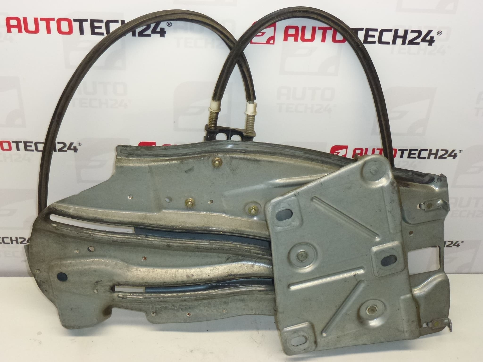 Pravý zadný mechanizmus okna Citroën C3 Pluriel 963071080D 922485 – Obrázok 2