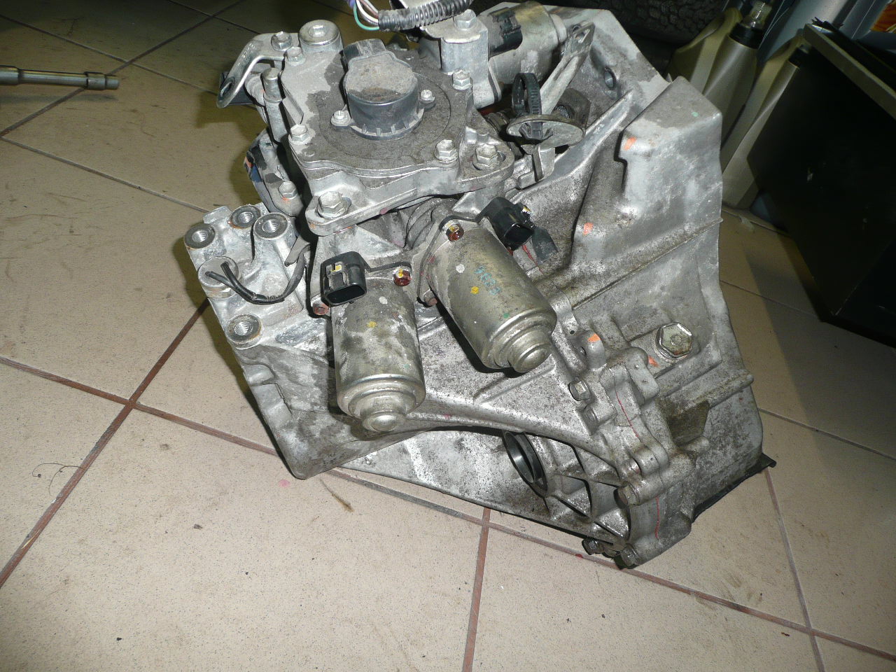 Prevodovka Citroën Peugeot 1.0i sensodrive komplet 2222QF