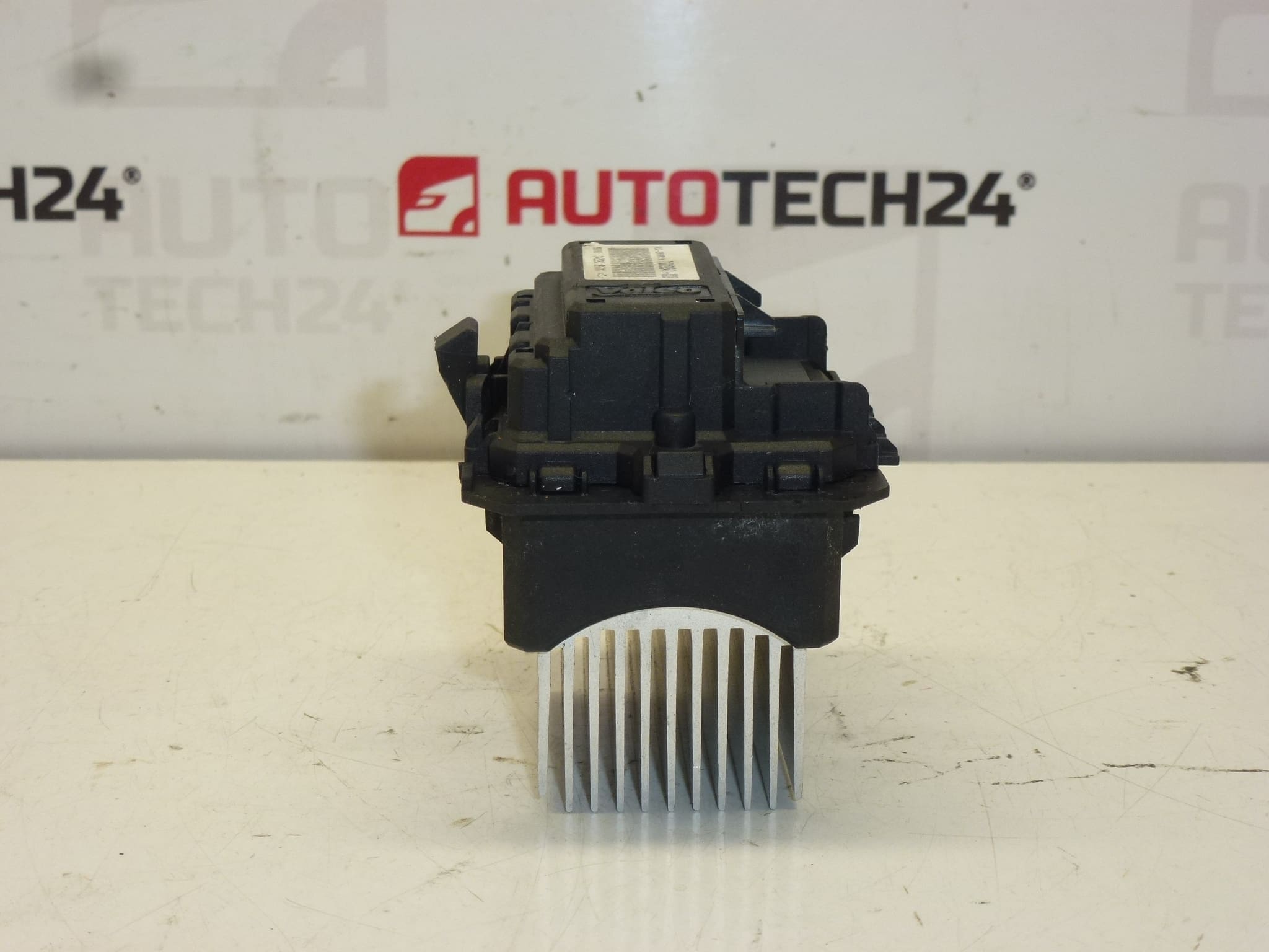 Regulátor otáčok ventilátora pre Citroën/Peugeot 515038 T1000034Z 6441AA – Obrázok 2