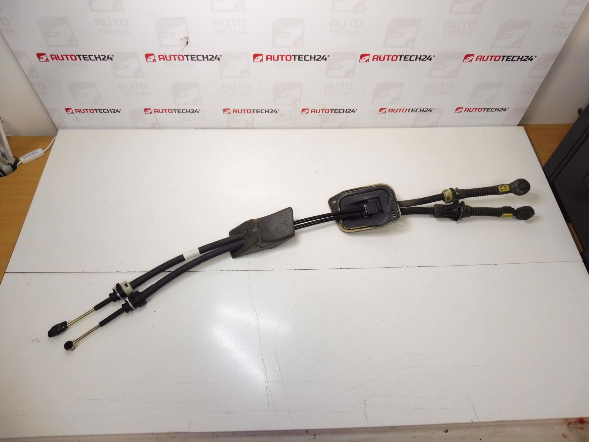 Tiahla radenie Citroën Xsara Picasso 2444P4