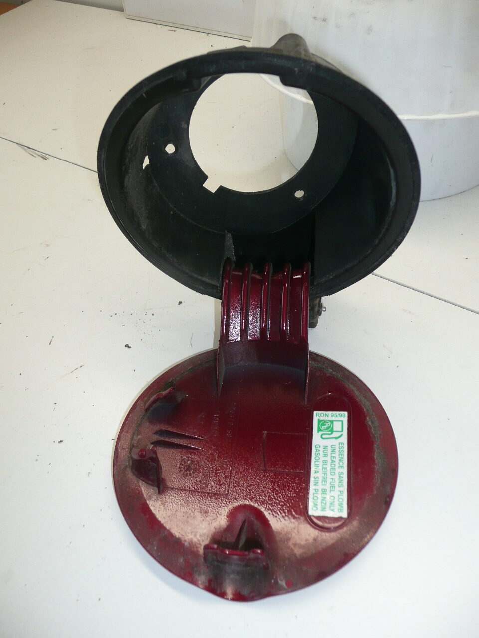 Viečko kryt nádrže Citroën Xsara Picasso KKQD 9631275877 151780