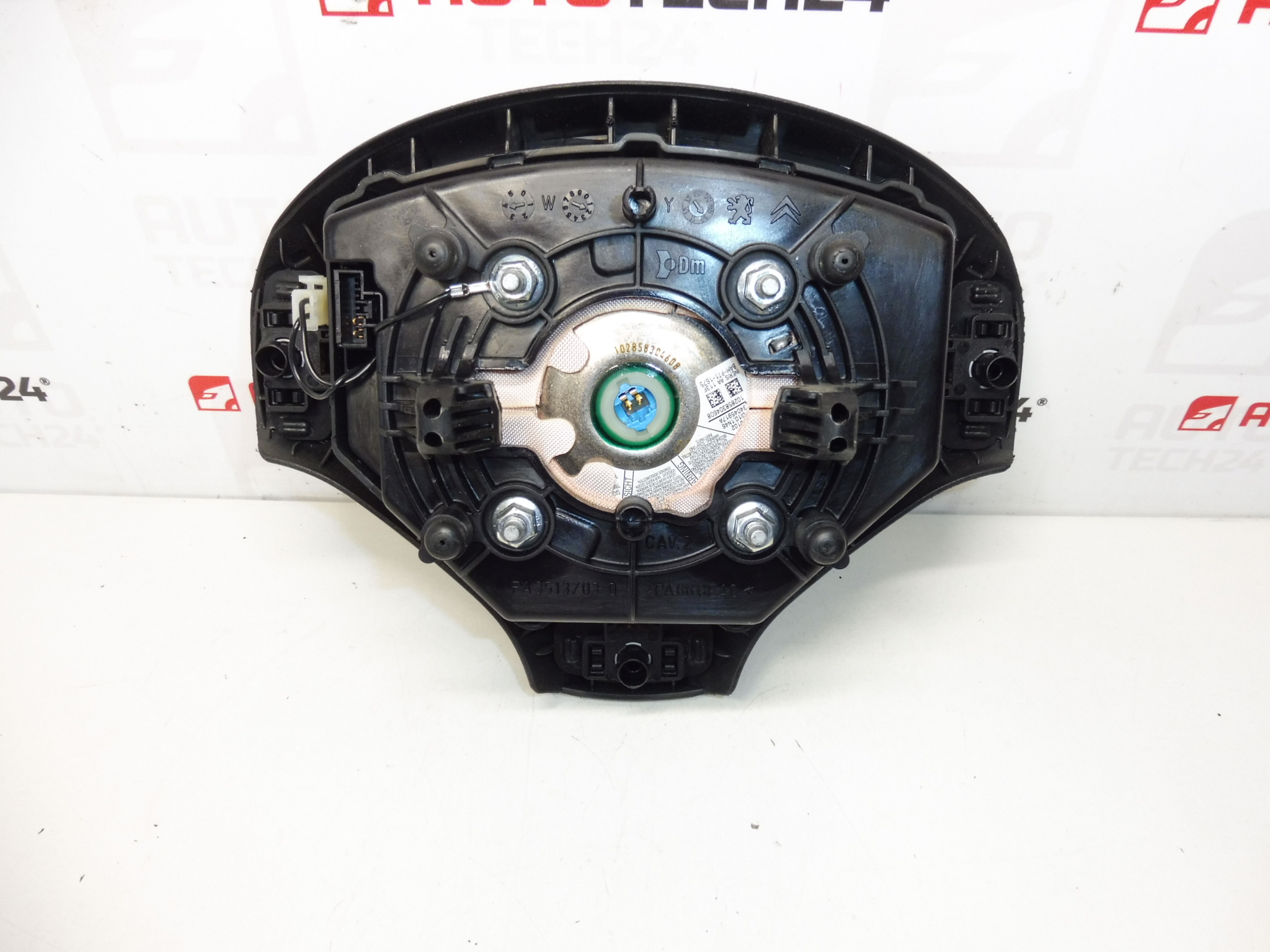 Airbag vodiča Peugeot 3008 5008 96845302ZE 4112PF