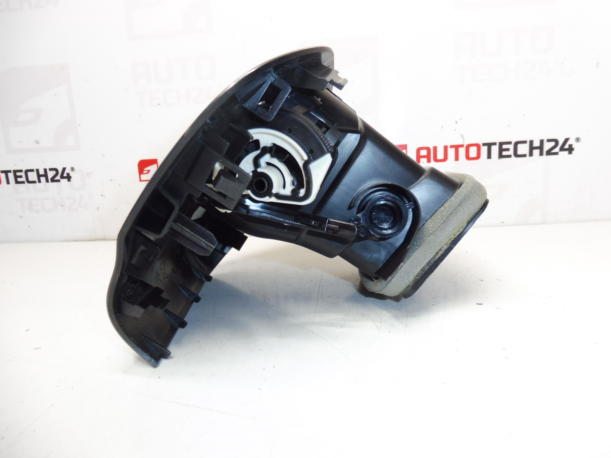 Ventilácia výstupu Citroen C-Elysée Peugeot 301 967276577 9677253177