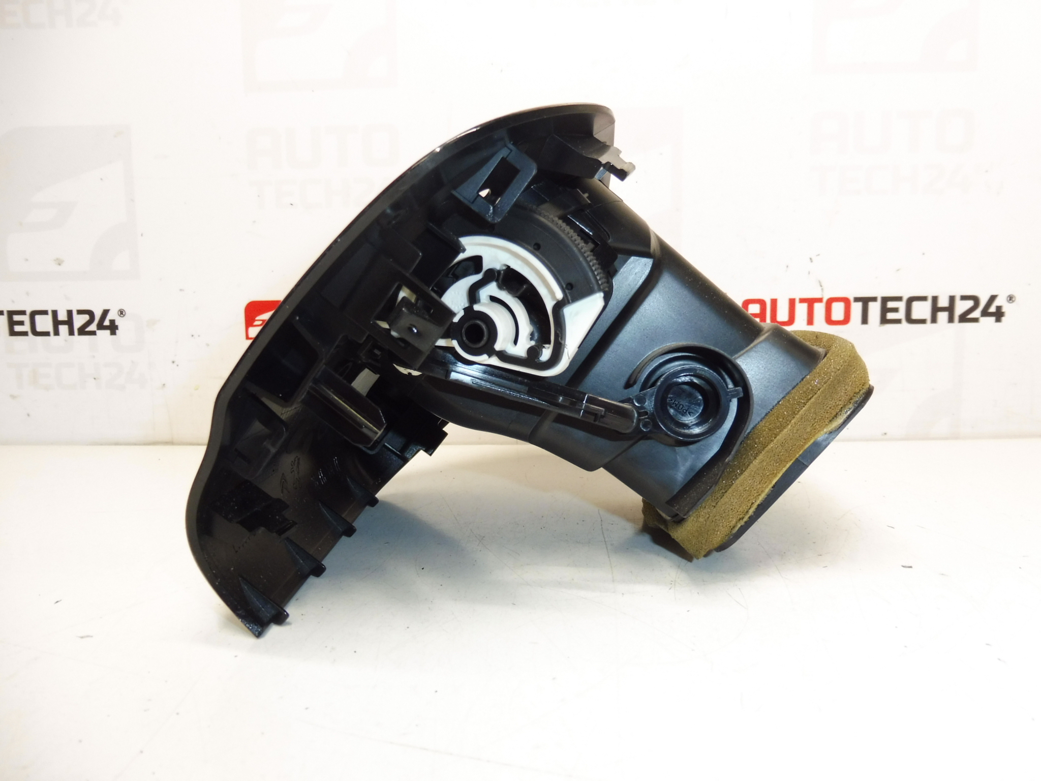 Ventilácia výstupu Citroen C-Elysée Peugeot 301 967276577 9677253177