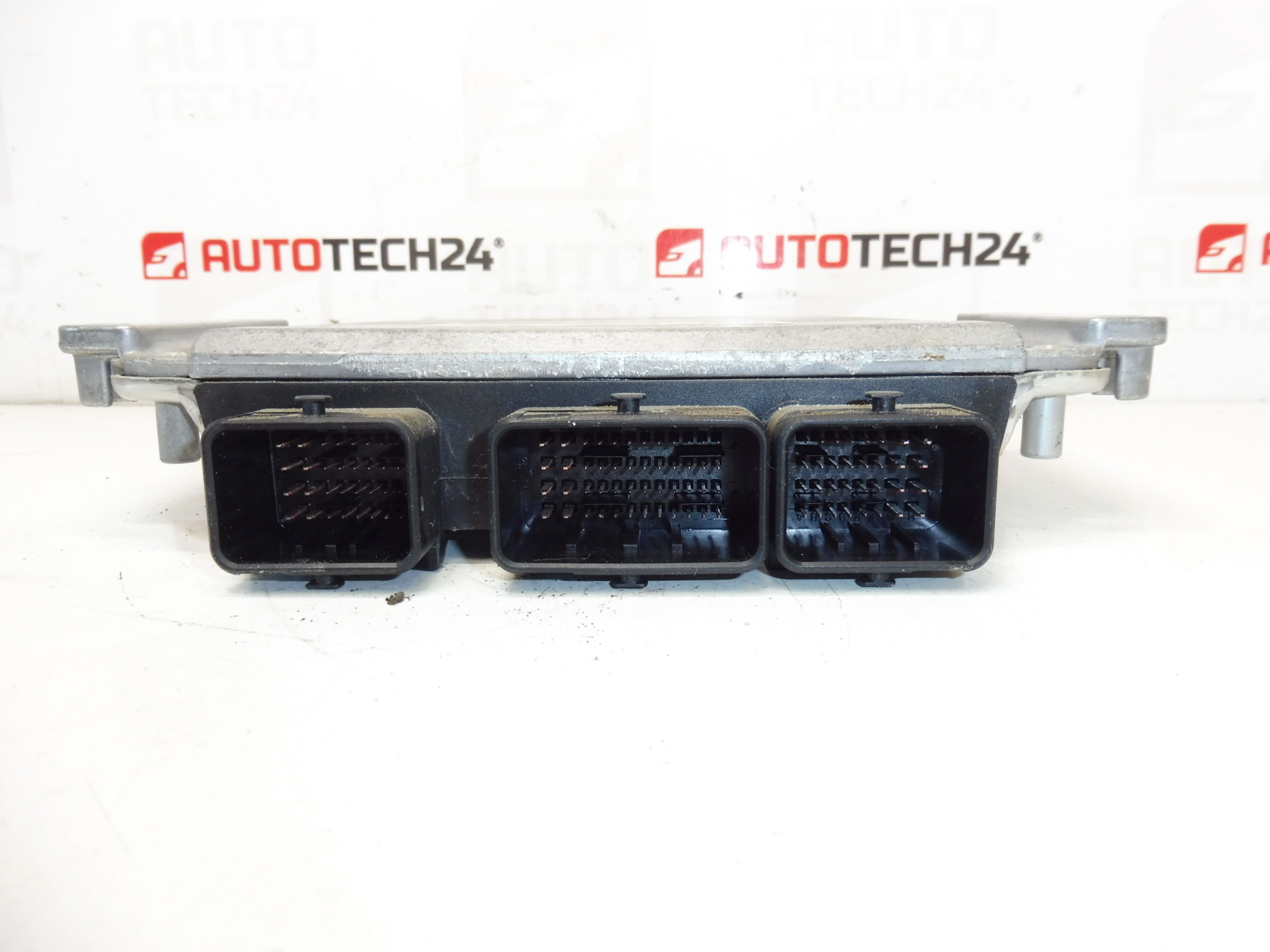 Riadiaca jednotka Bosch EDC15C2 2.2 HDI 0281011780 9657157080 1940G7