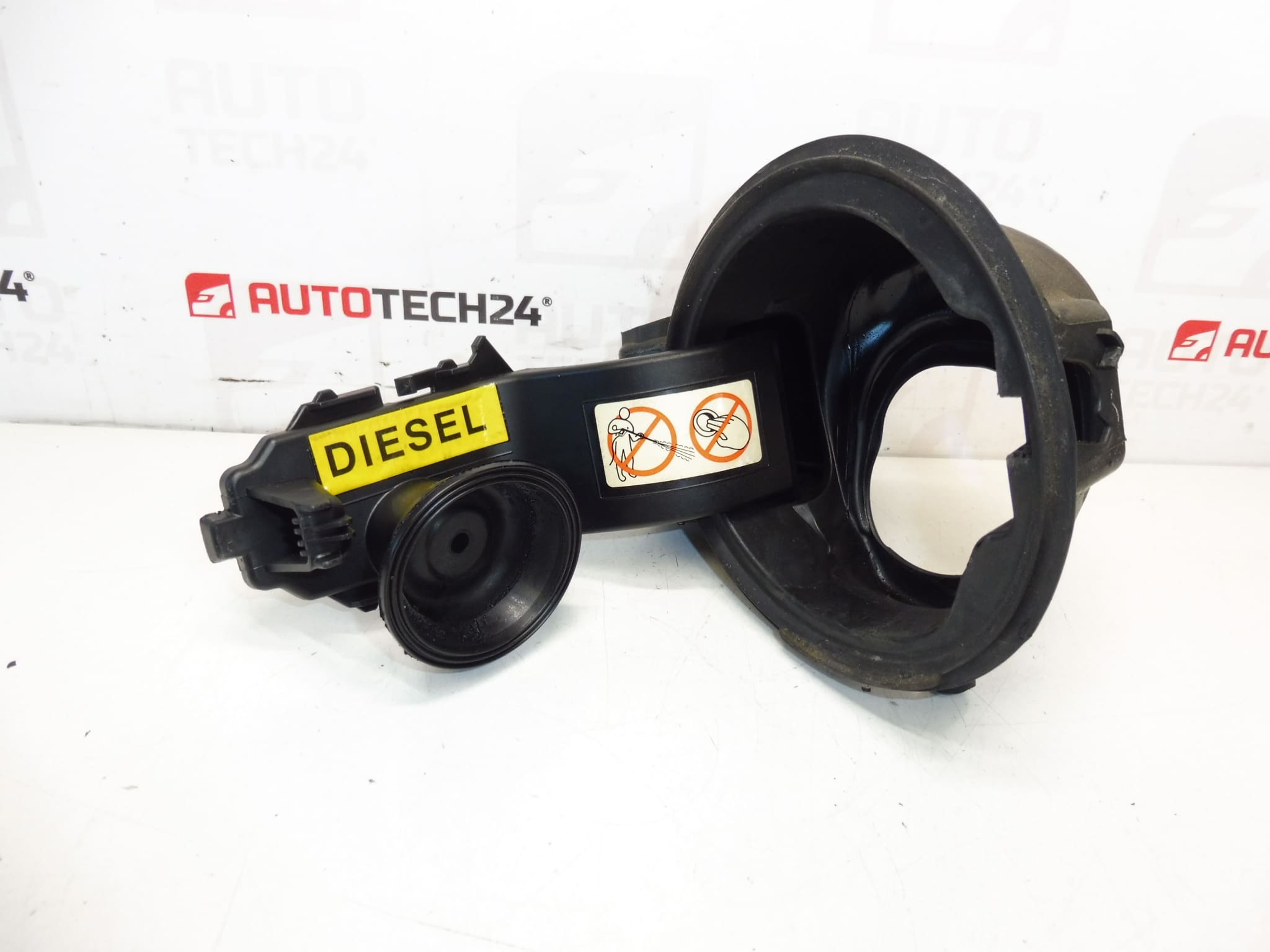 Plniace hrdlo nádrže Citroën C4 Grand PICASSO 9654052280 9685086780 1517G2 – Obrázok 2