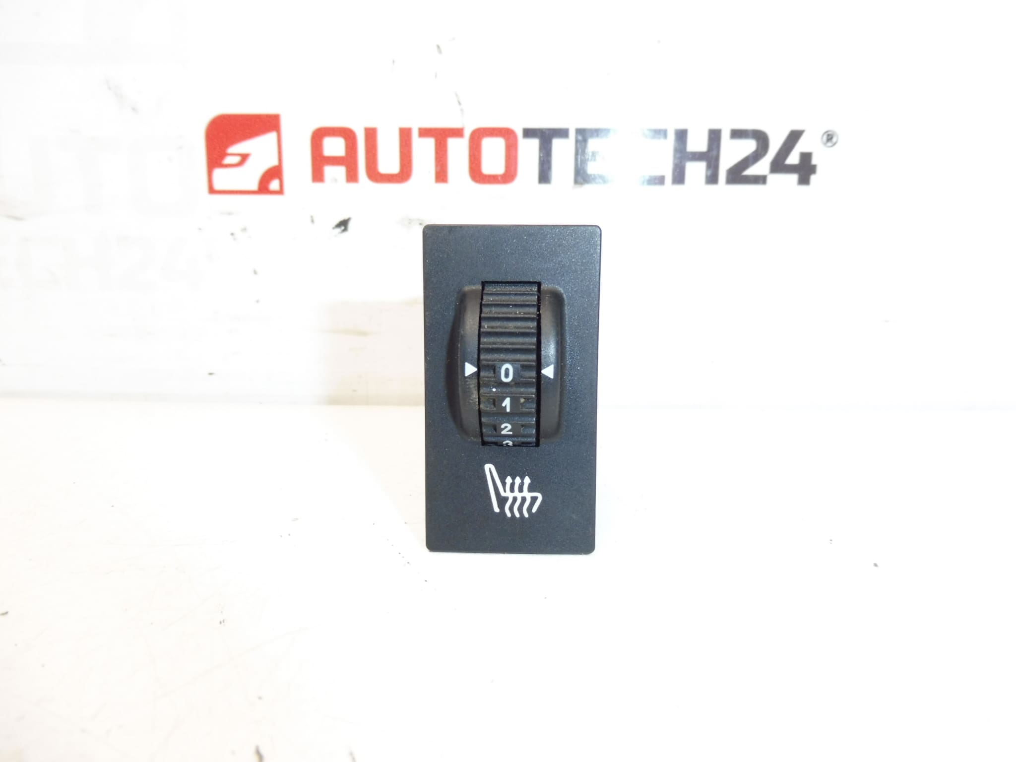 Citroën Peugeot 96637502xt 8906KQ Control