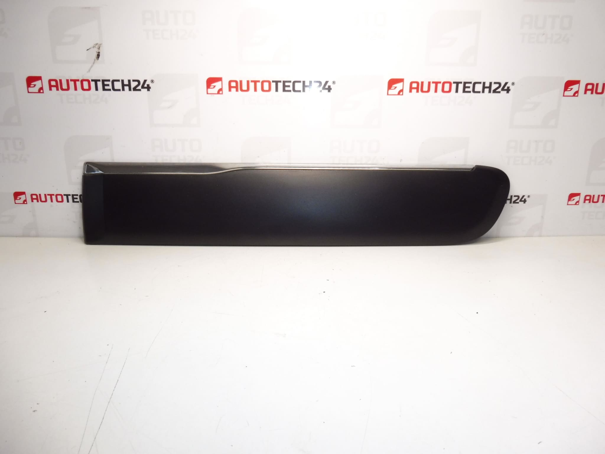 Ľavý zadný bar Citroen C3 Picasso 9686338477 8546Y5