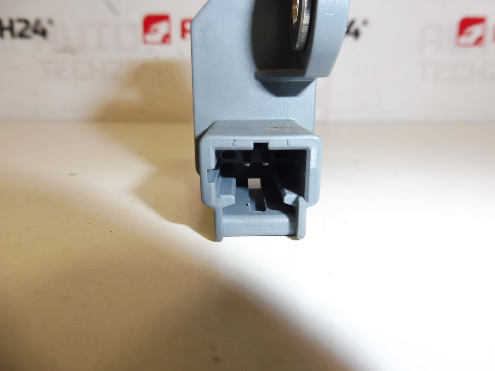 Snímač bočného nárazu 9665103780 610797600 8216VL – Obrázok 2