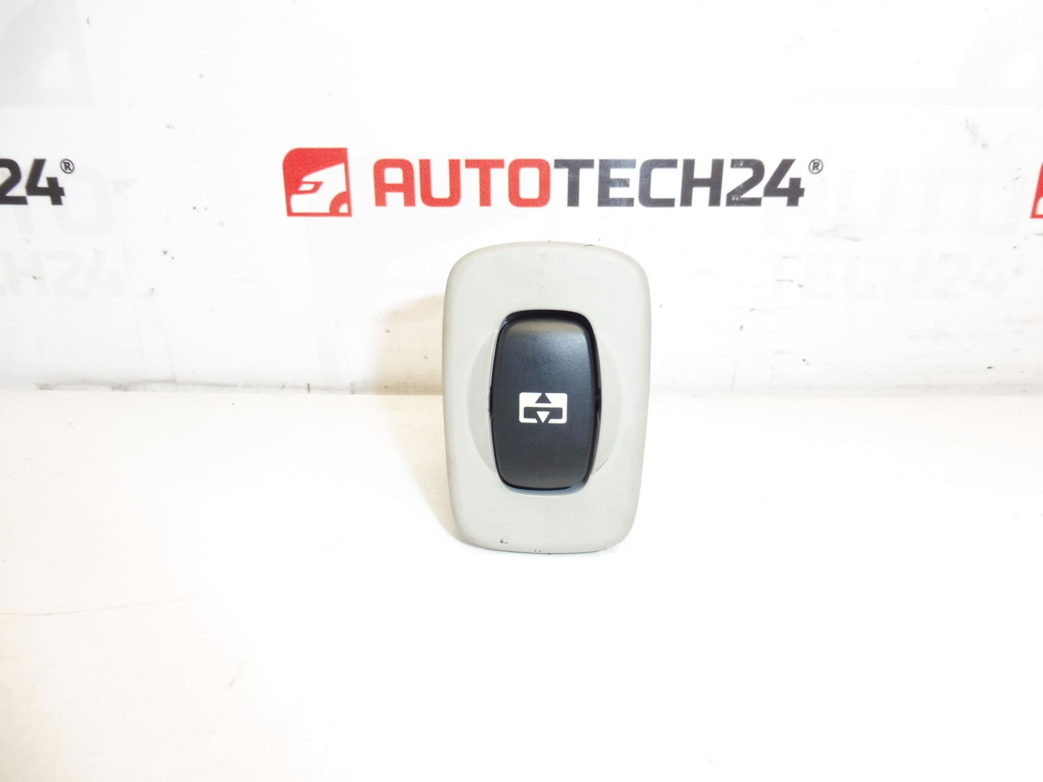 Strešová cesta Citroën C8 Peugeot 807 14889230BJ 6554P8