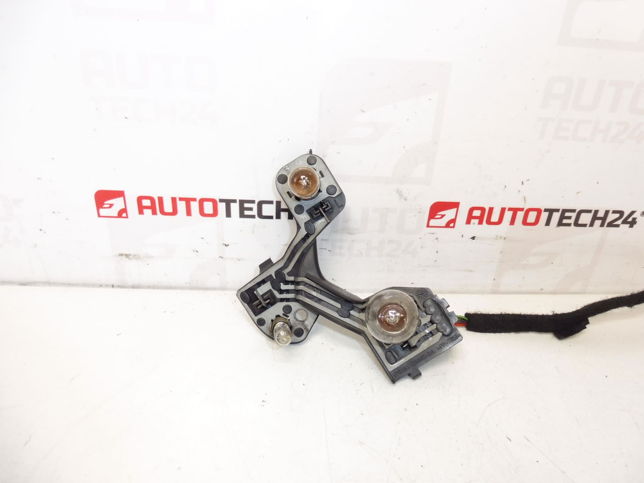 Zadné svetlo Vnútorné Citroën C5 X7 9671811480 6351JR