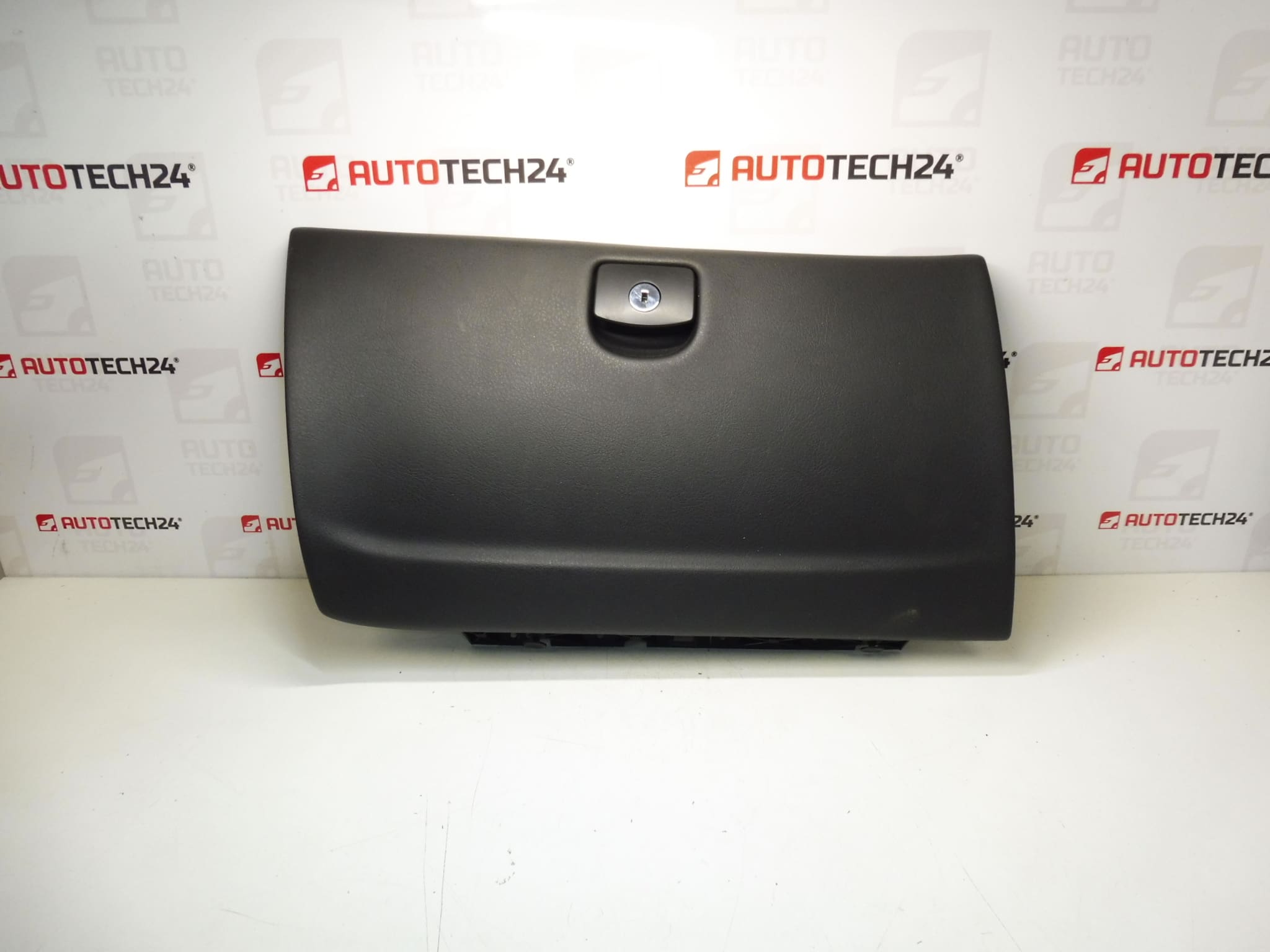 Peugeot 407 8226J0 veko