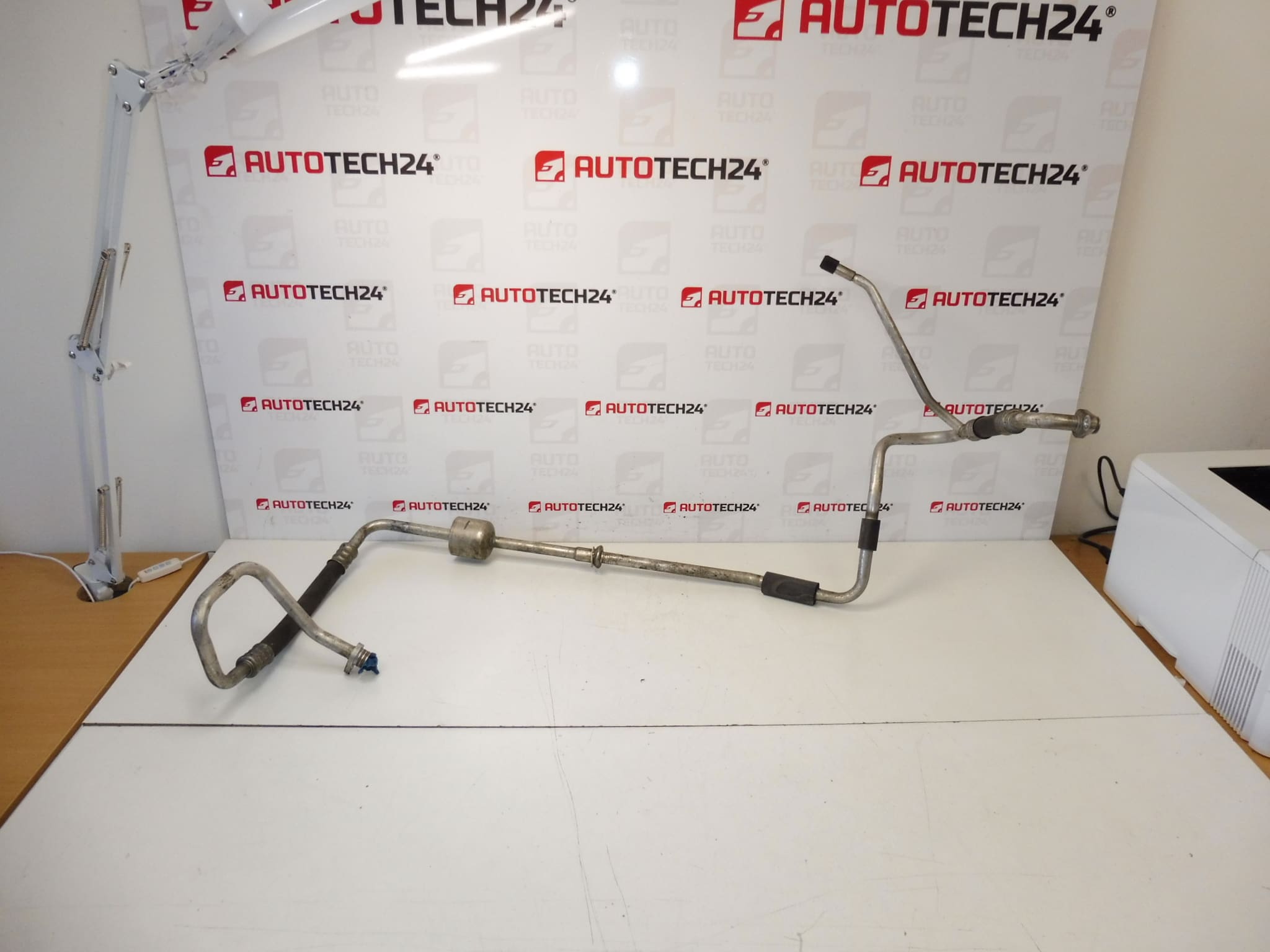 Klimatická trubica Peugeot Citroën 6477F3 + 647774