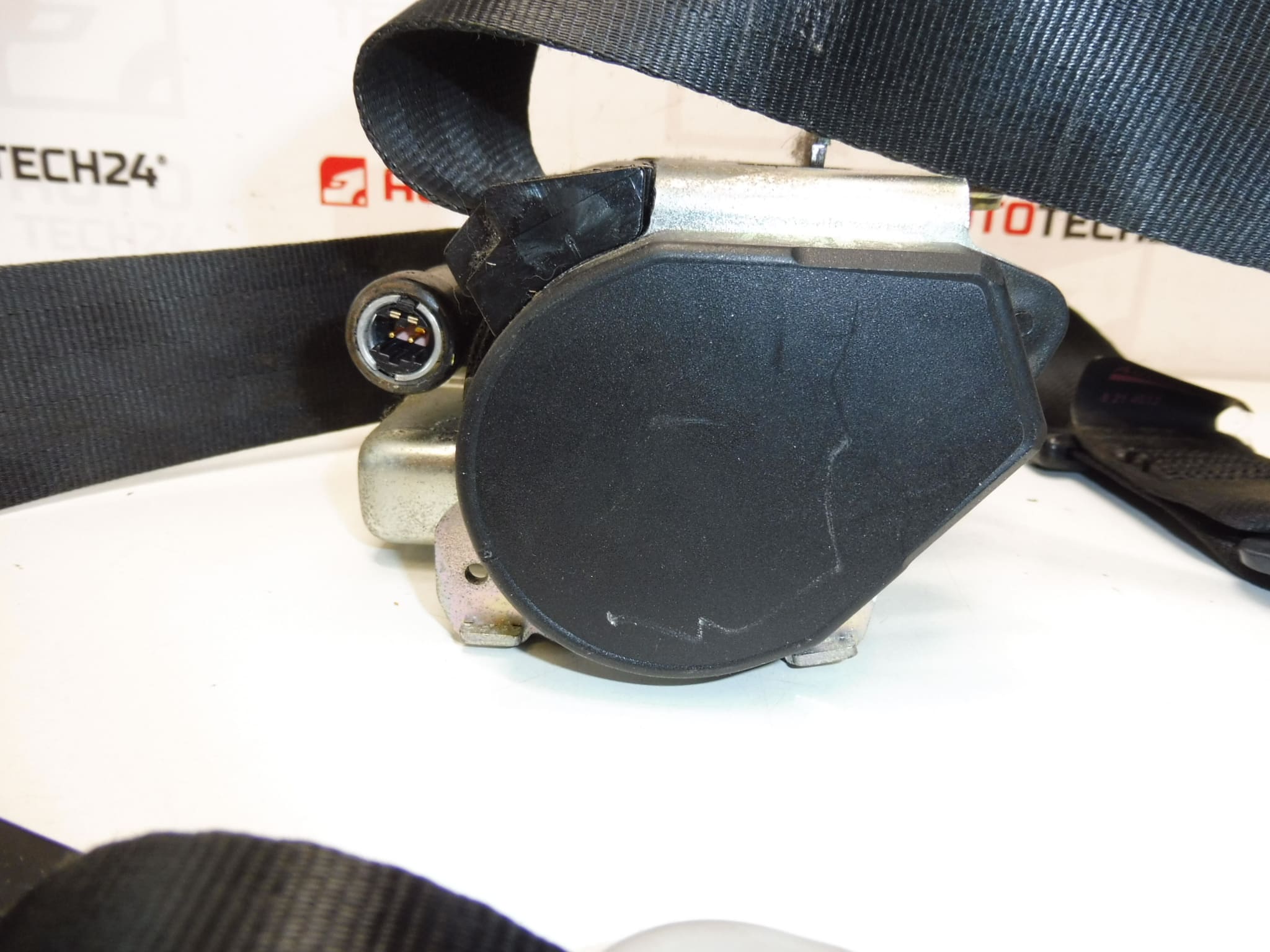 Ľavý pyropás bezpečnostný pás Peugeot 207 96863758XX 8975CE – Obrázok 2