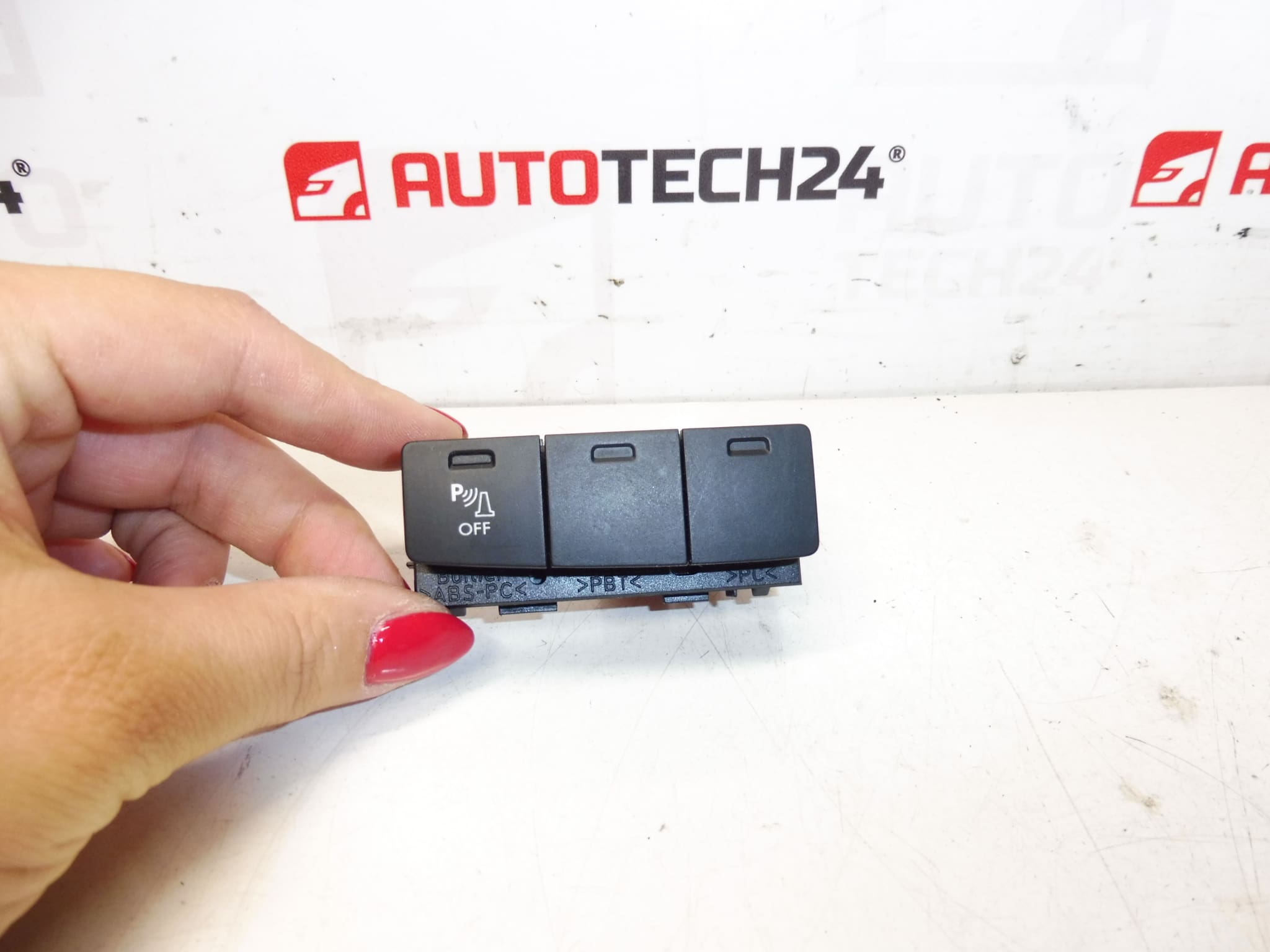 Parkovacia pomoc Citroën C4 II 9668829 Wall