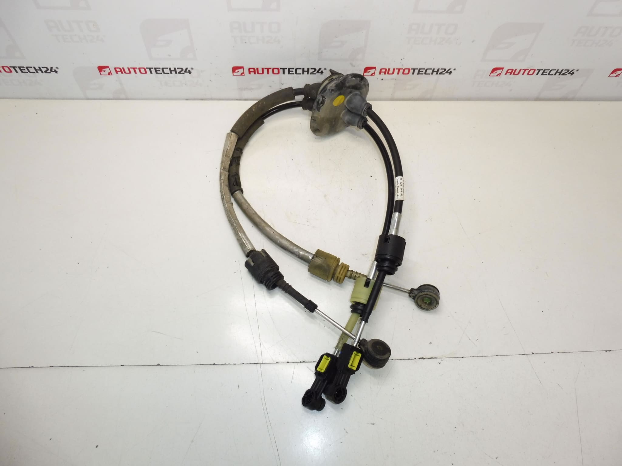 Citroën Peugeot 9672434480 2444HW Presúvacie lanovky